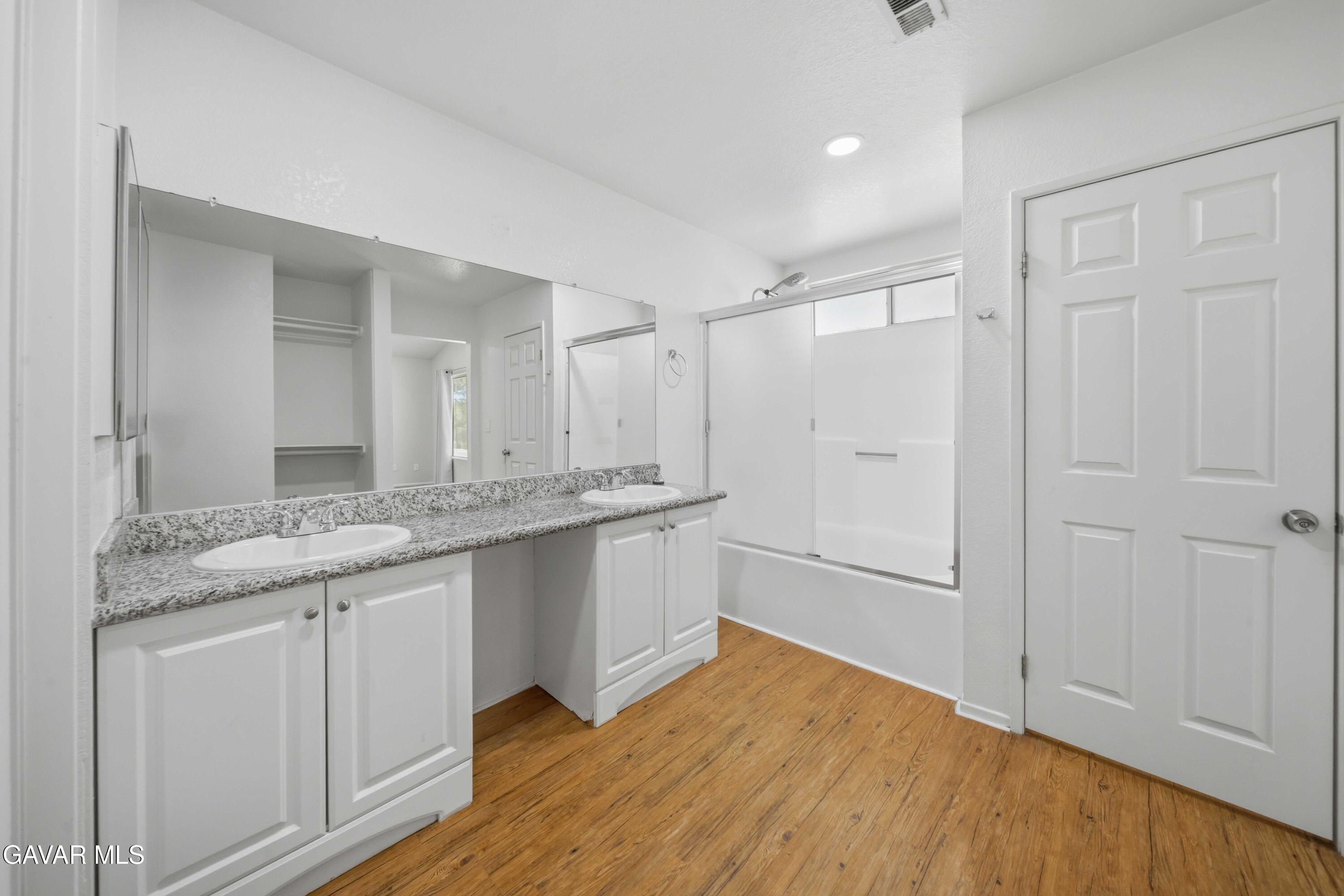 43753 Rialto Drive Property Photo 27