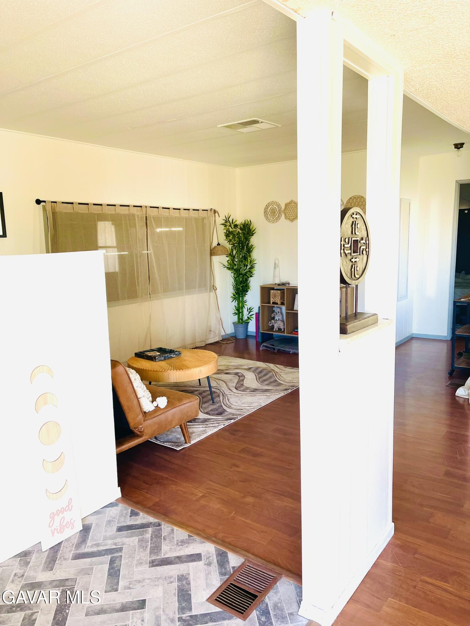 6254 Roadrunner Avenue Property Photo 4