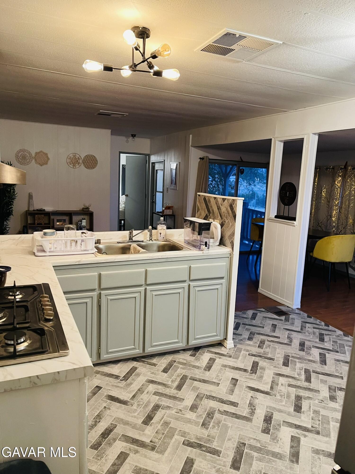 6254 Roadrunner Avenue Property Photo 15