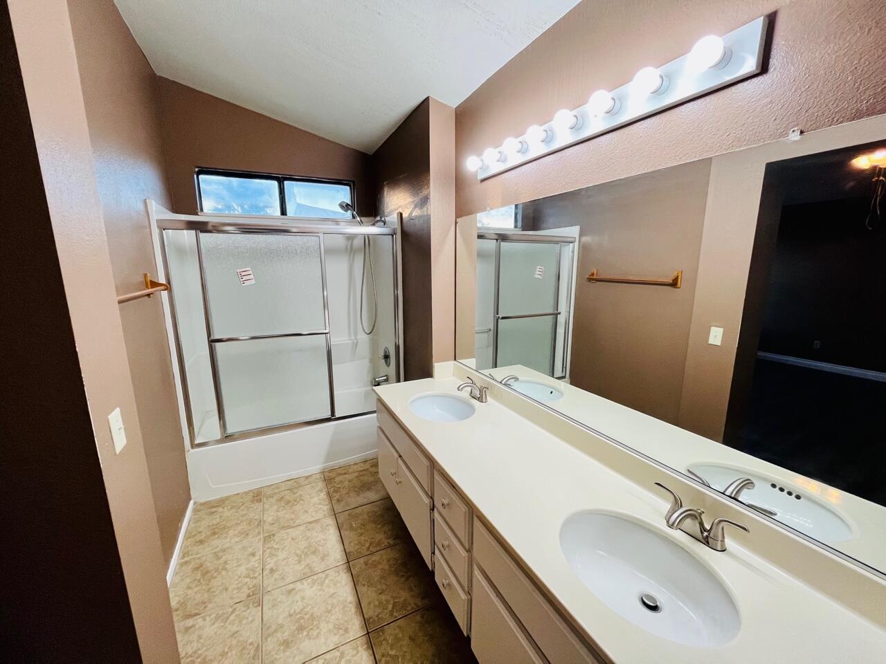 44339 Fenner Avenue Property Photo 13