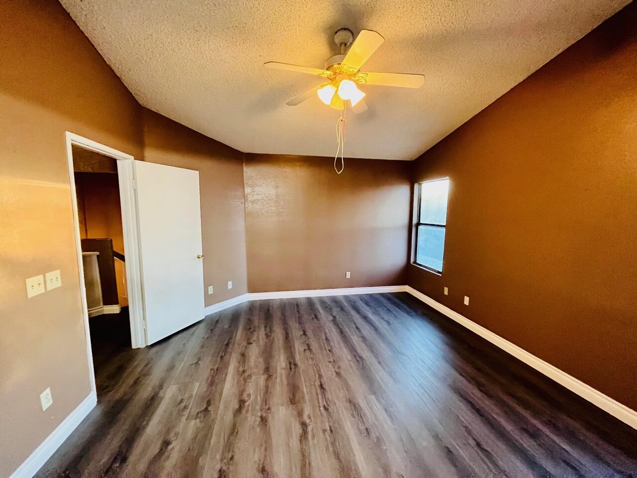 44339 Fenner Avenue Property Photo 14