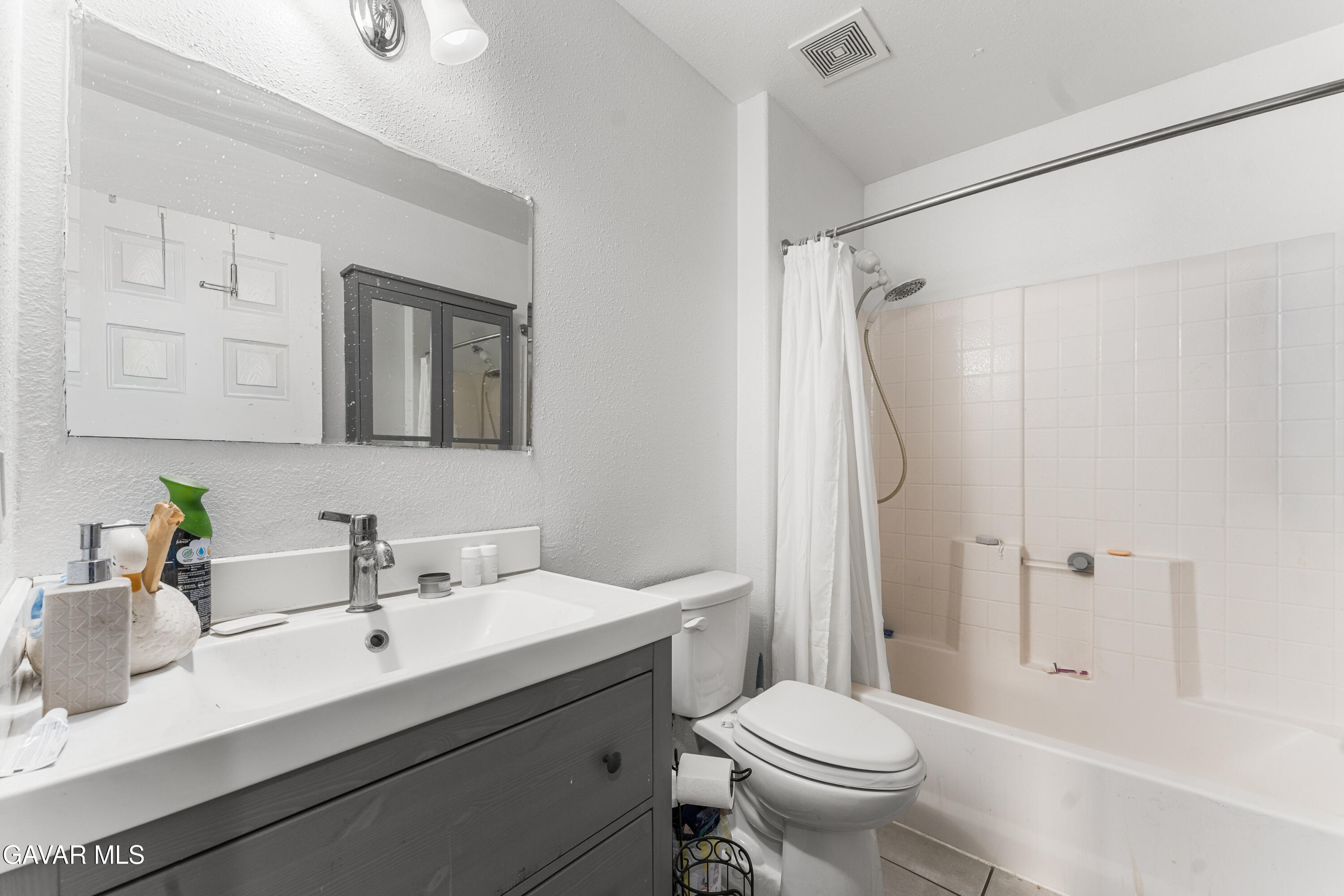 8368 Charles Place Property Photo 14