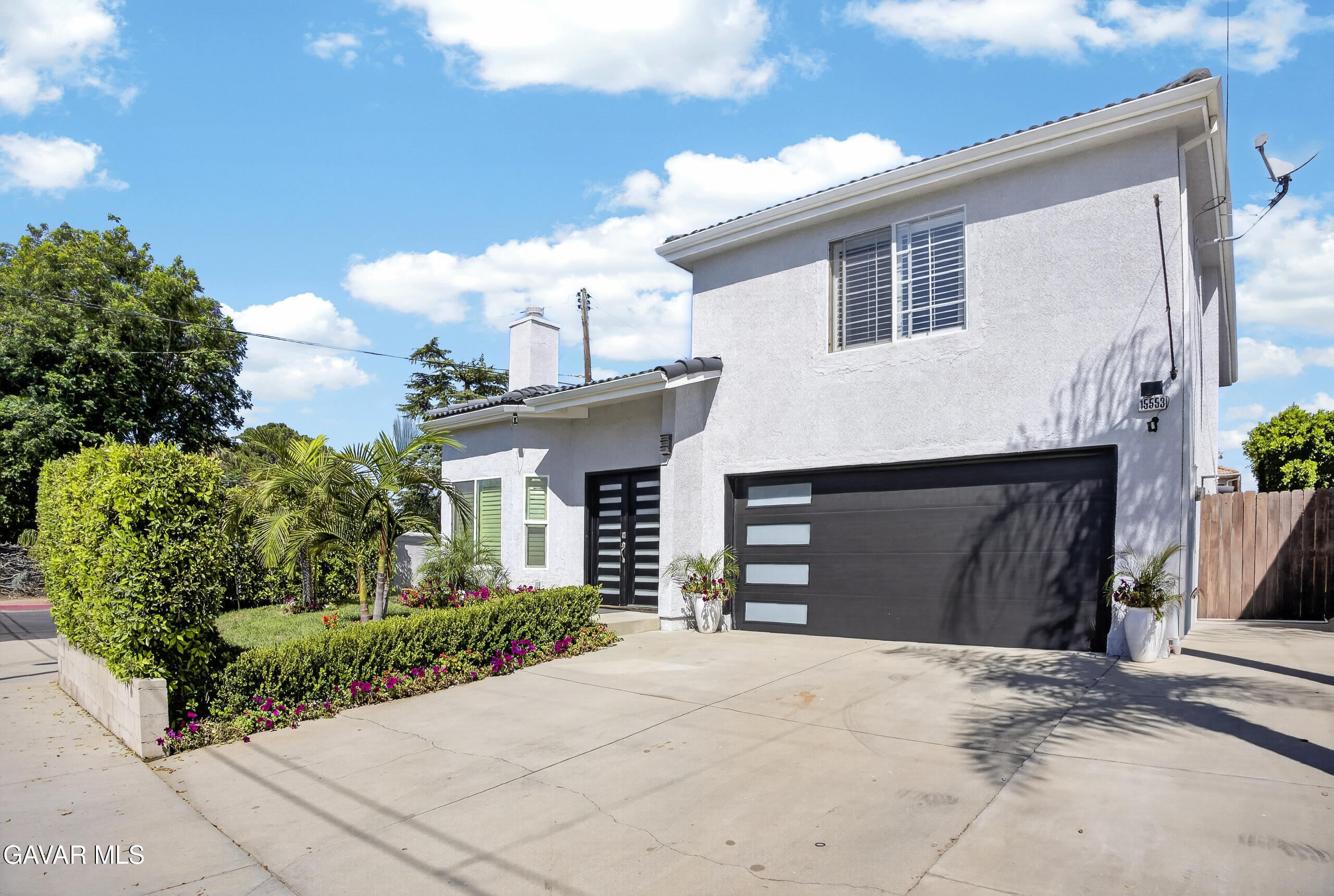 15553 Cobalt Street Property Photo 9