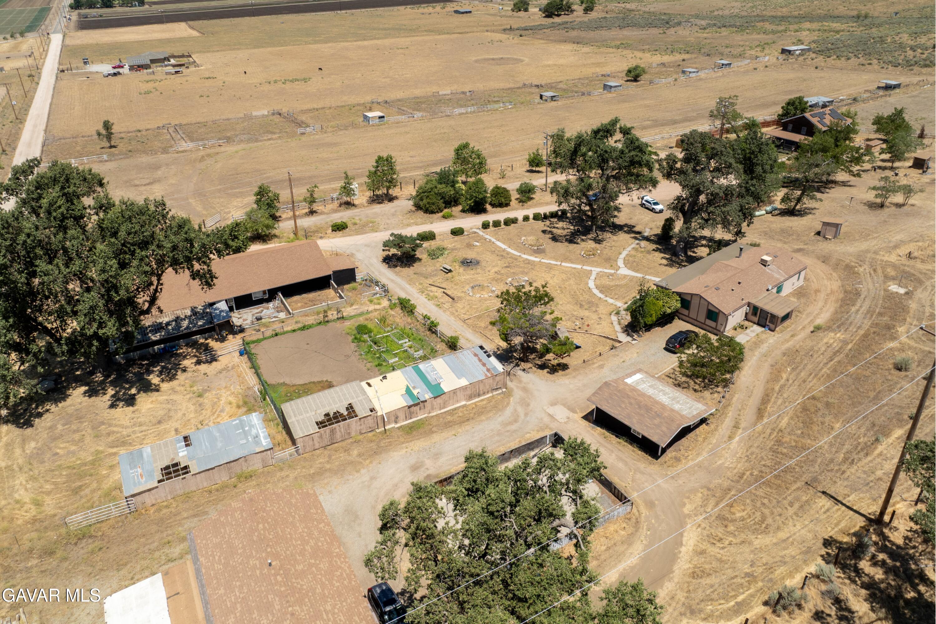 18518 Pellisier Road Property Photo 25