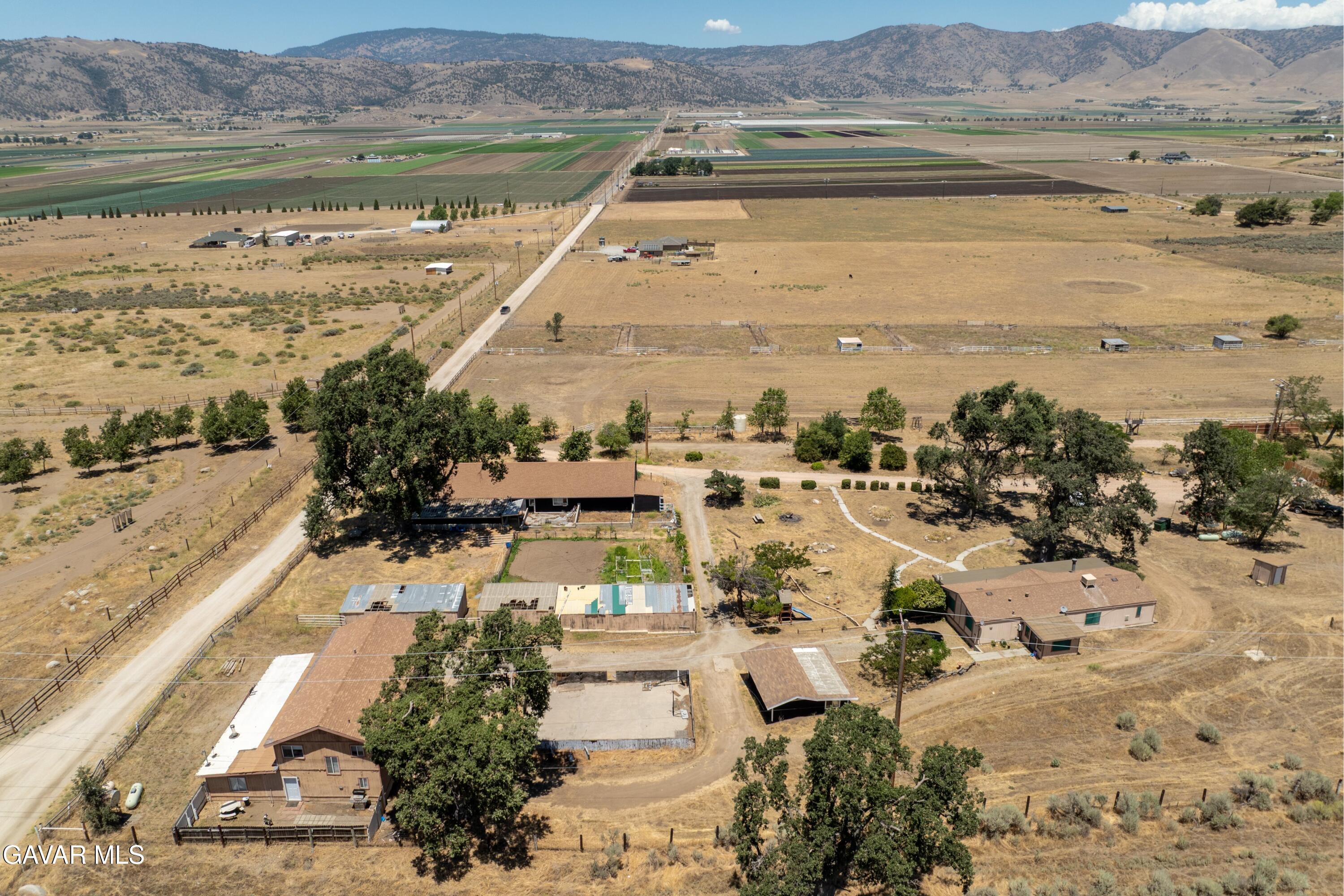 18518 Pellisier Road Property Photo 26
