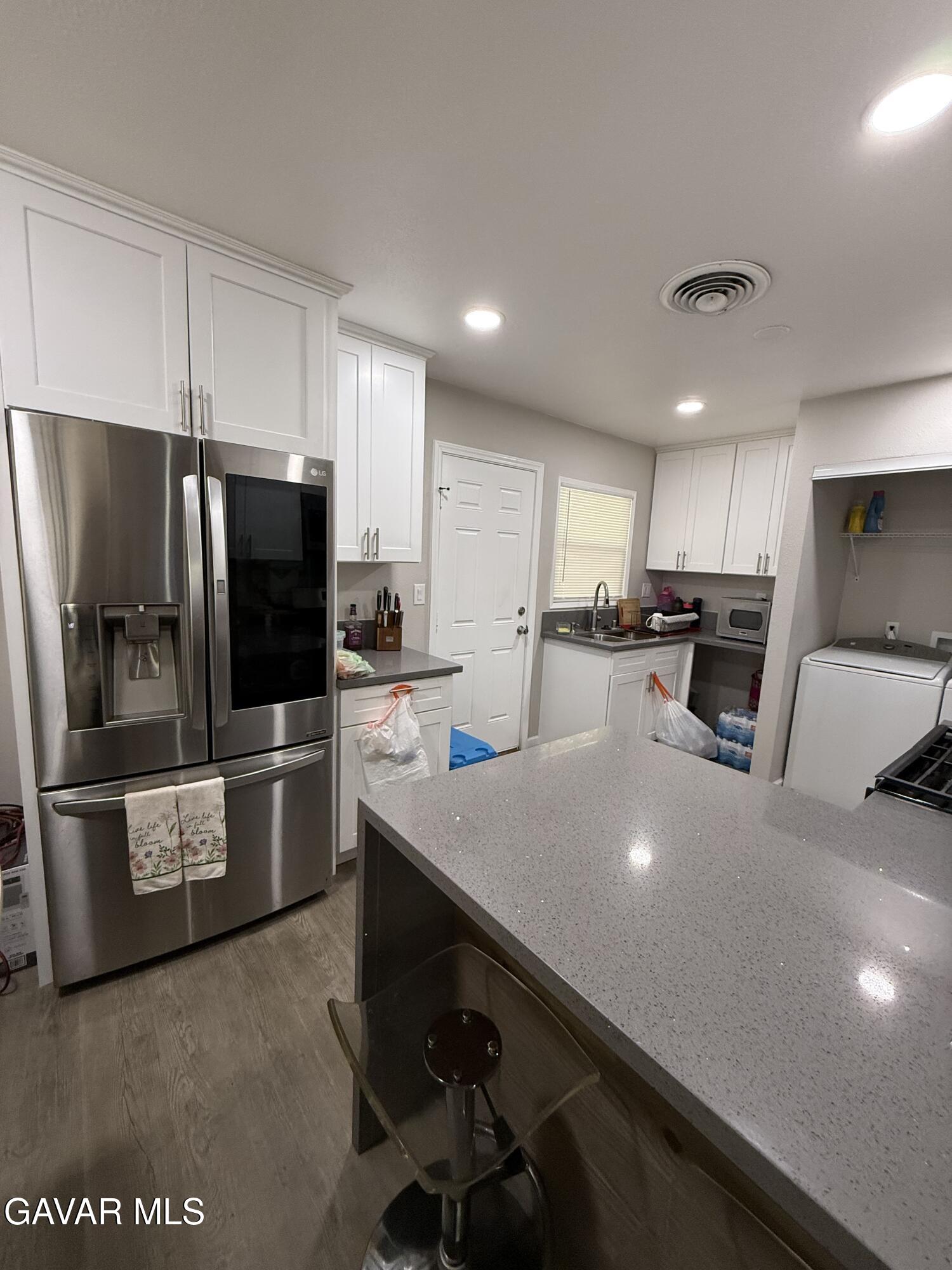 38321 Rosemarie Street Property Photo 2