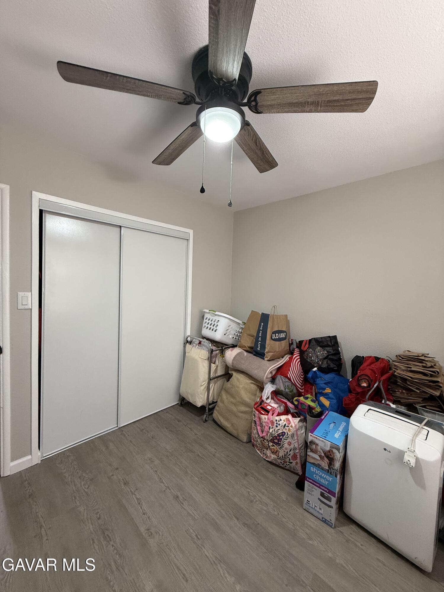 38321 Rosemarie Street Property Photo 5