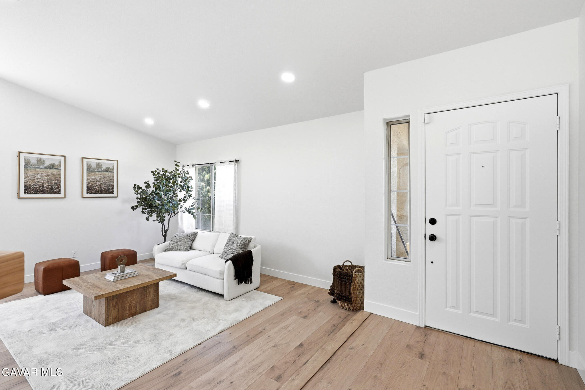 3202 Angeleno Place Property Photo 4