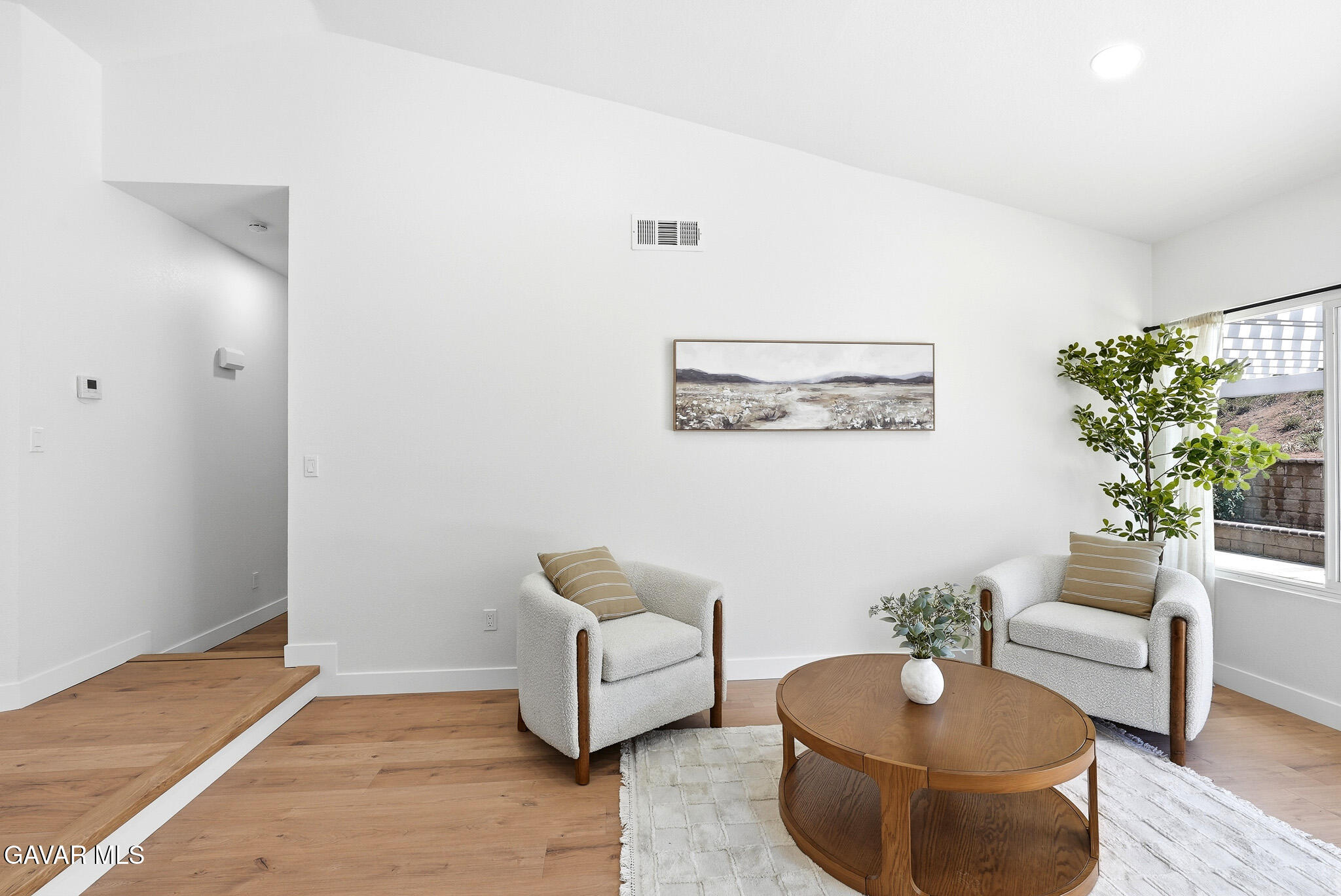 3202 Angeleno Place Property Photo 8
