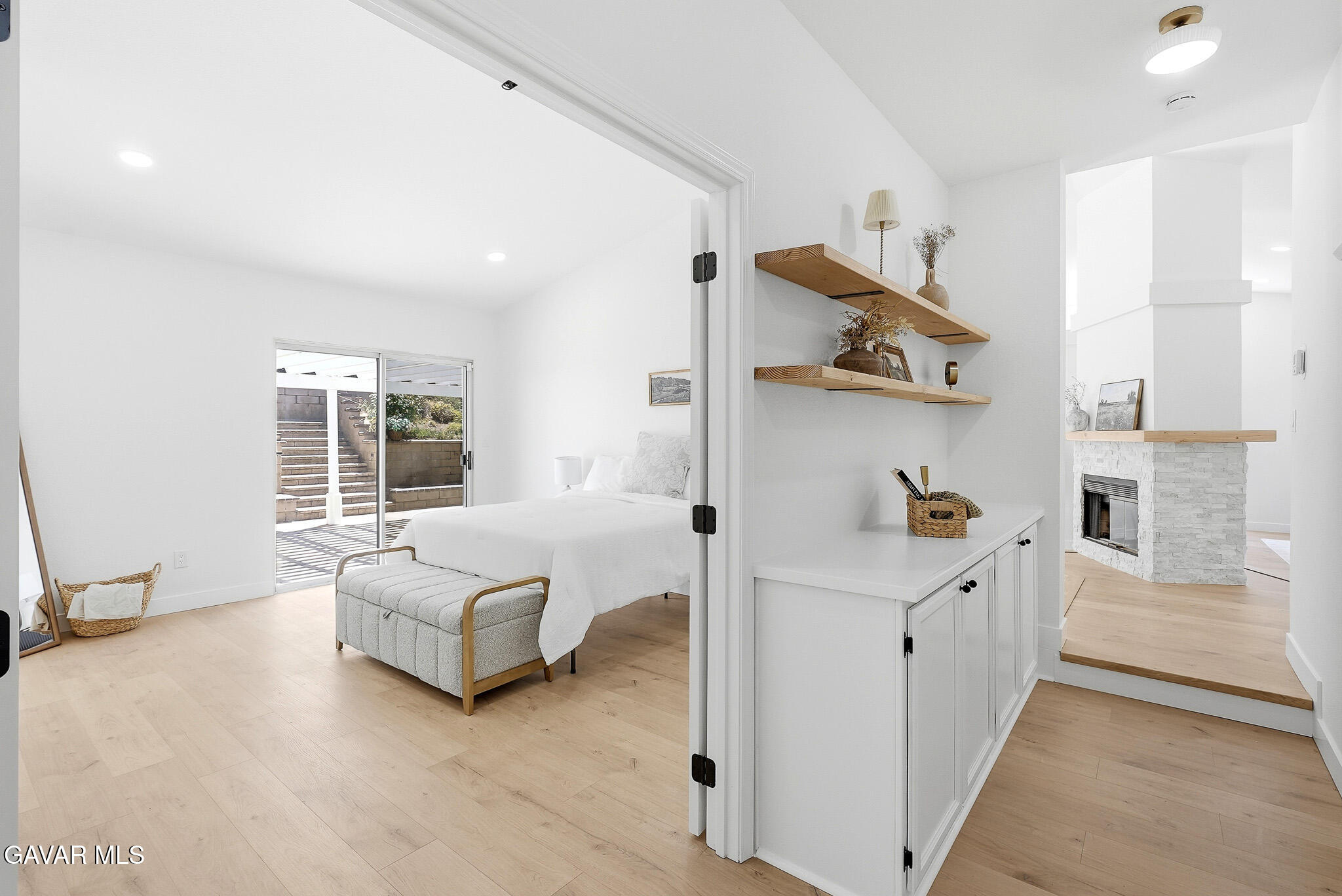 3202 Angeleno Place Property Photo 16