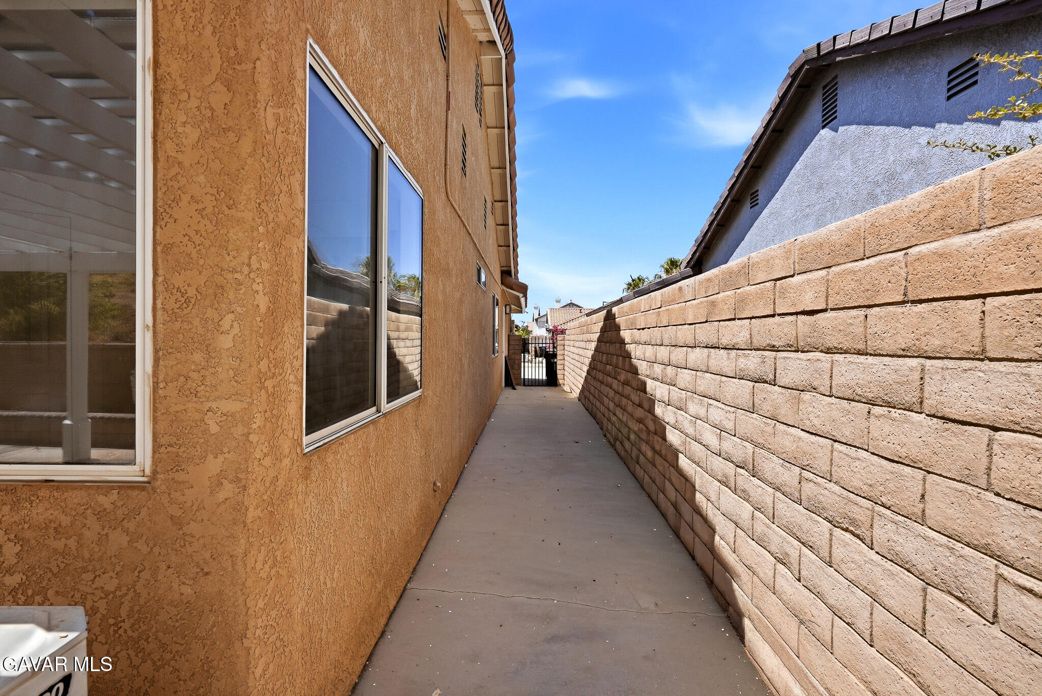 3202 Angeleno Place Property Photo 31