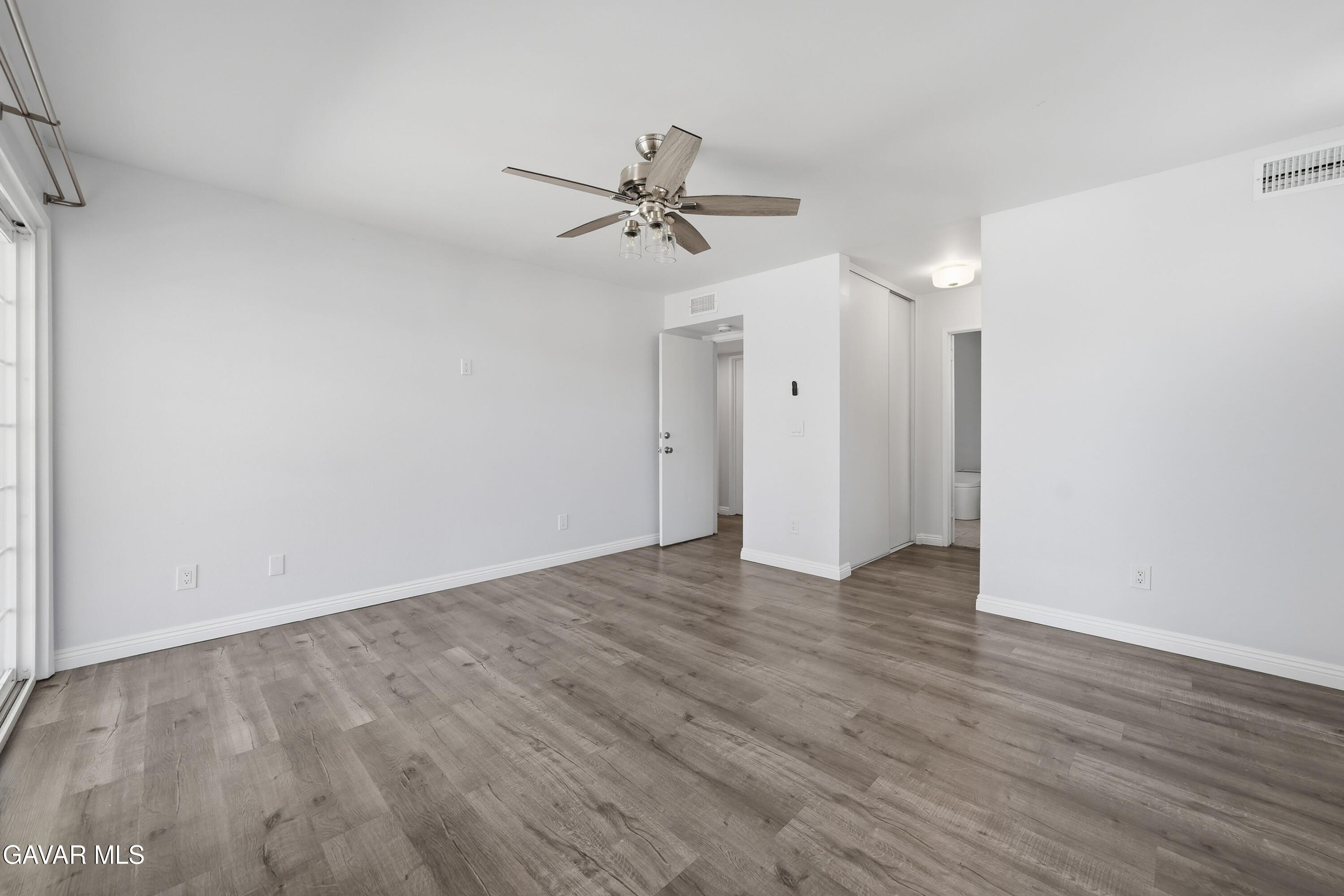 42900 Staffordshire Drive Property Photo 26