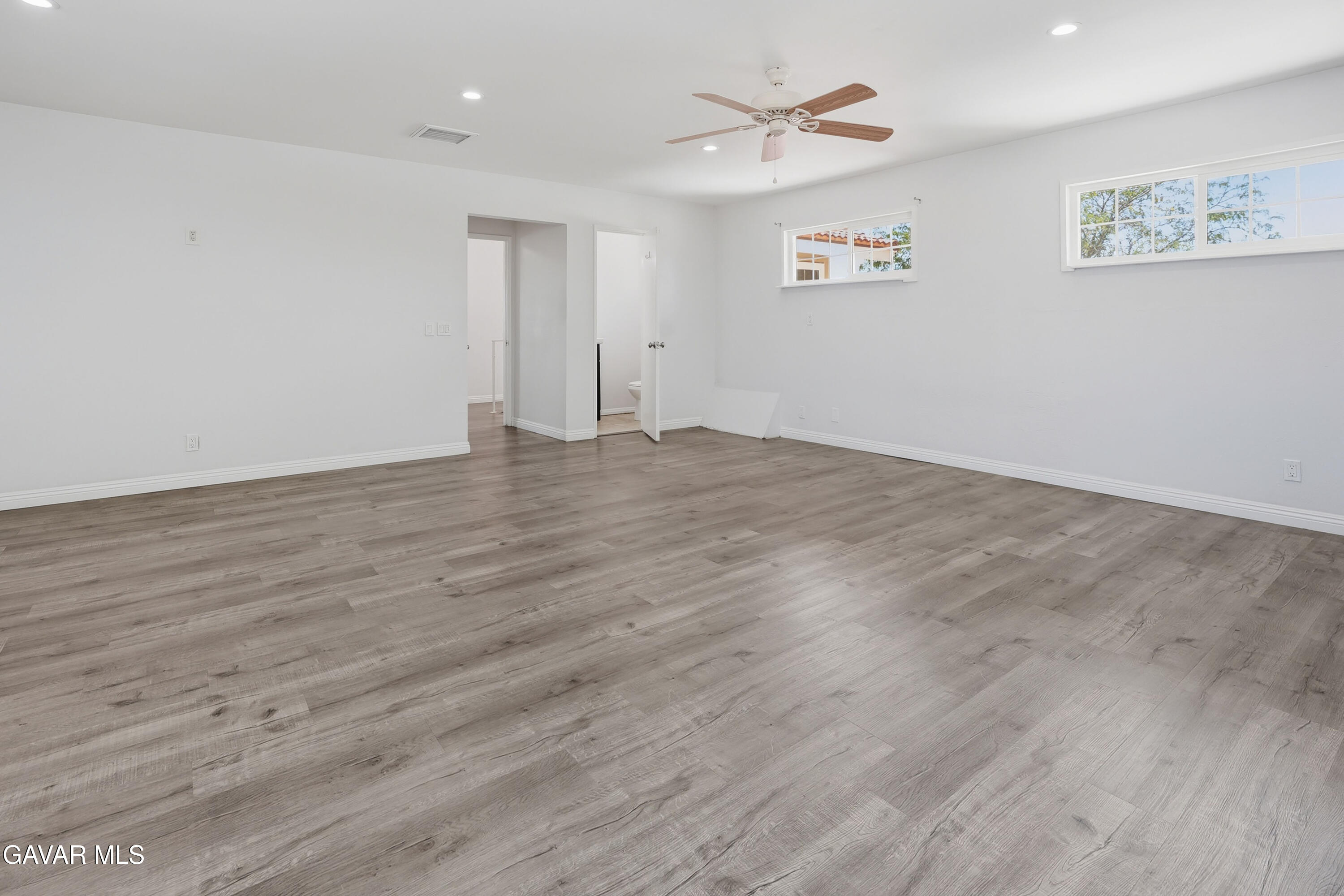 42900 Staffordshire Drive Property Photo 33