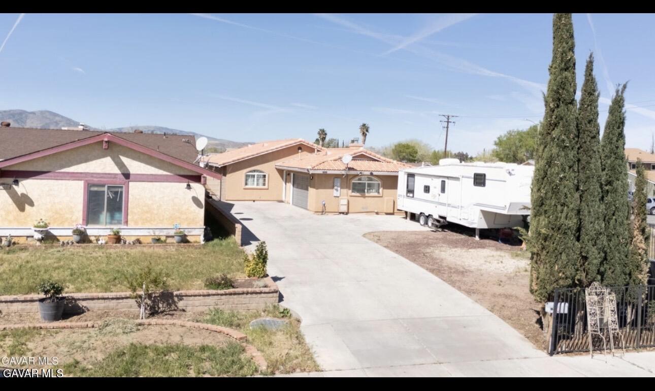 37551 29th Street Property Photo 1