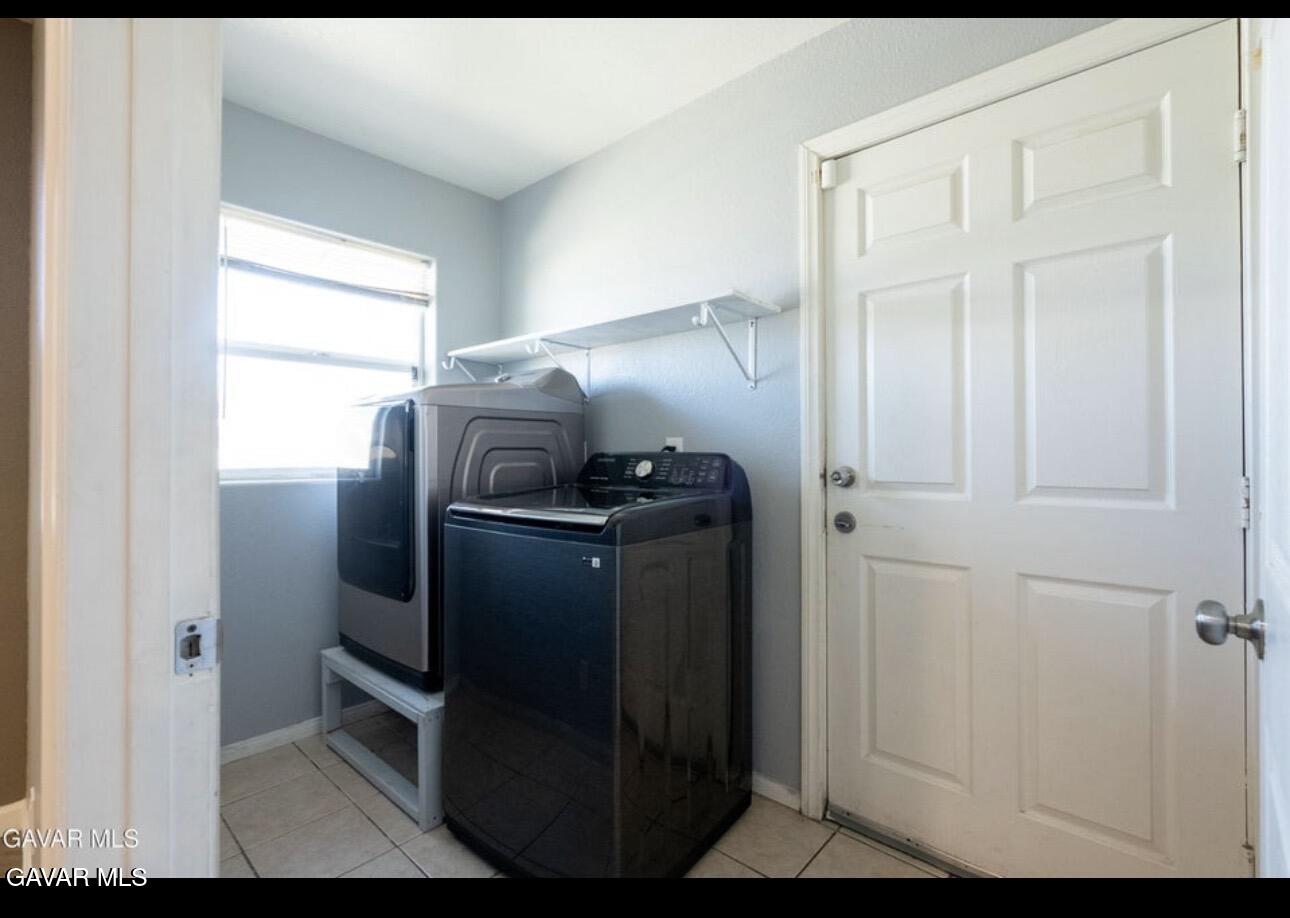 37551 29th Street Property Photo 14