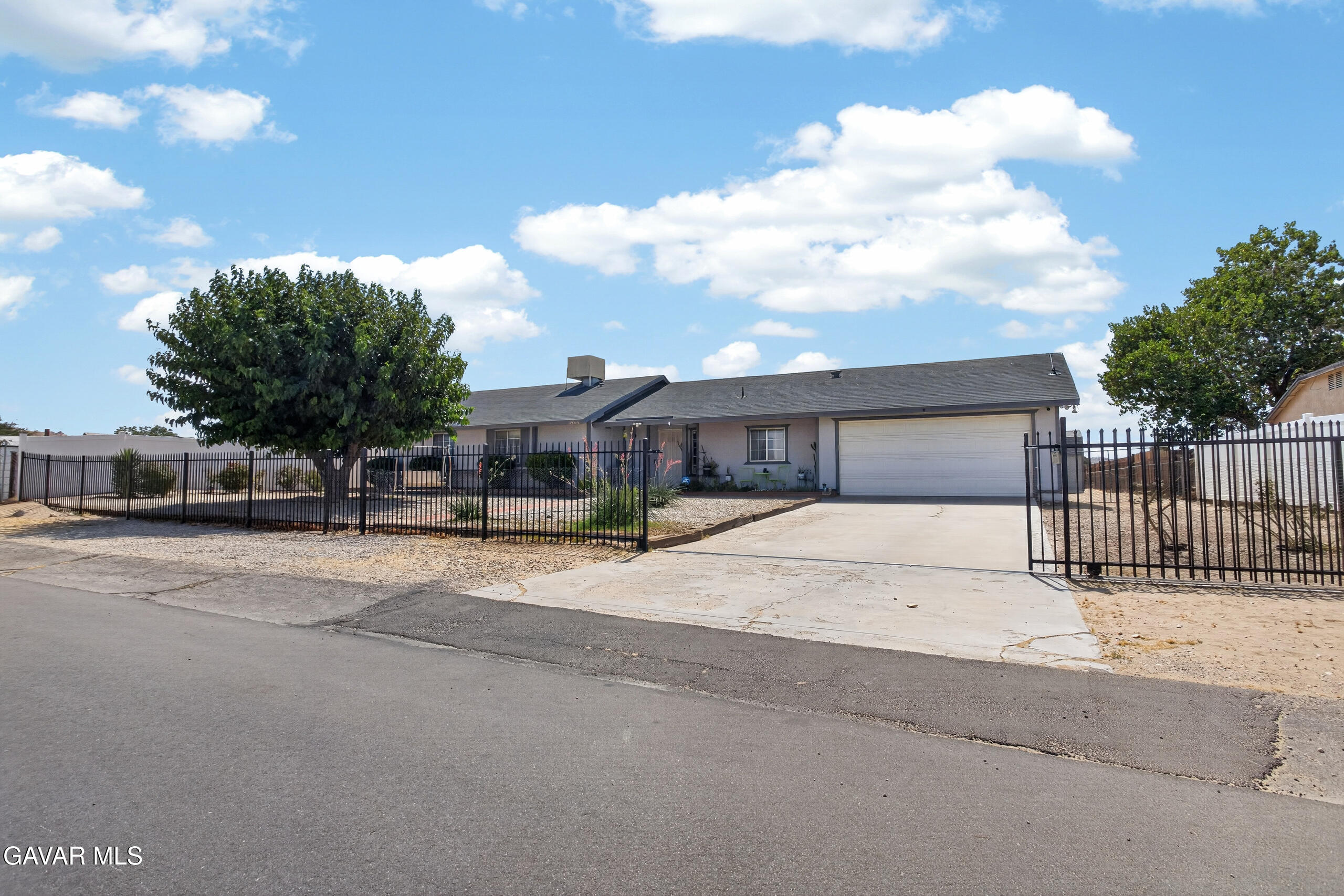 40965 E 161st E Street Property Photo 1