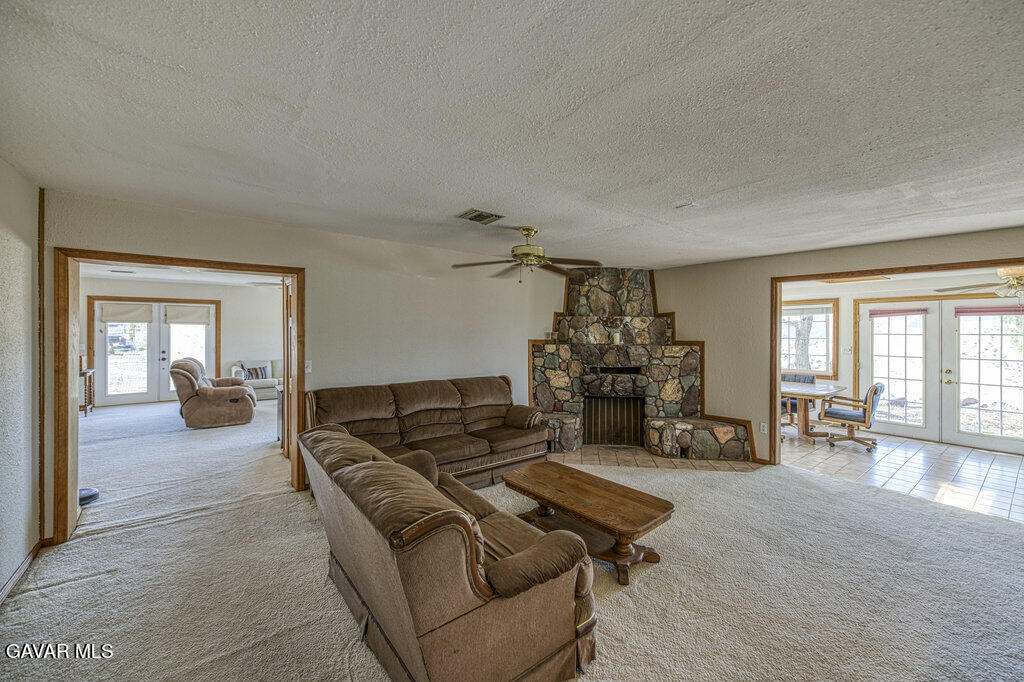 30668 3/4 Tick Canyon Property Photo 9