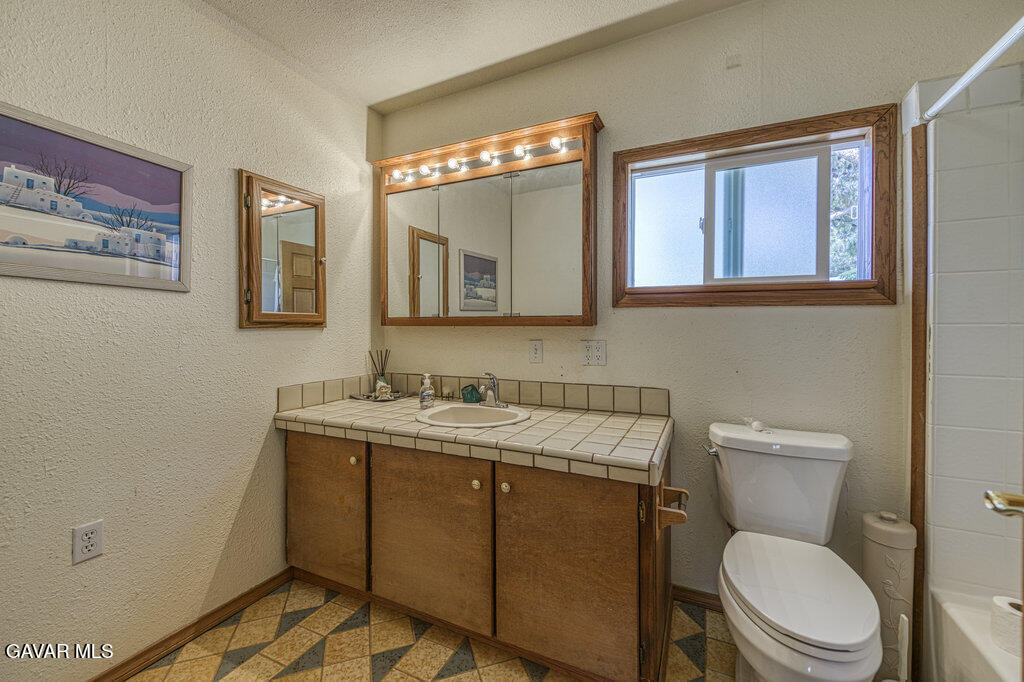 30668 3/4 Tick Canyon Property Photo 11