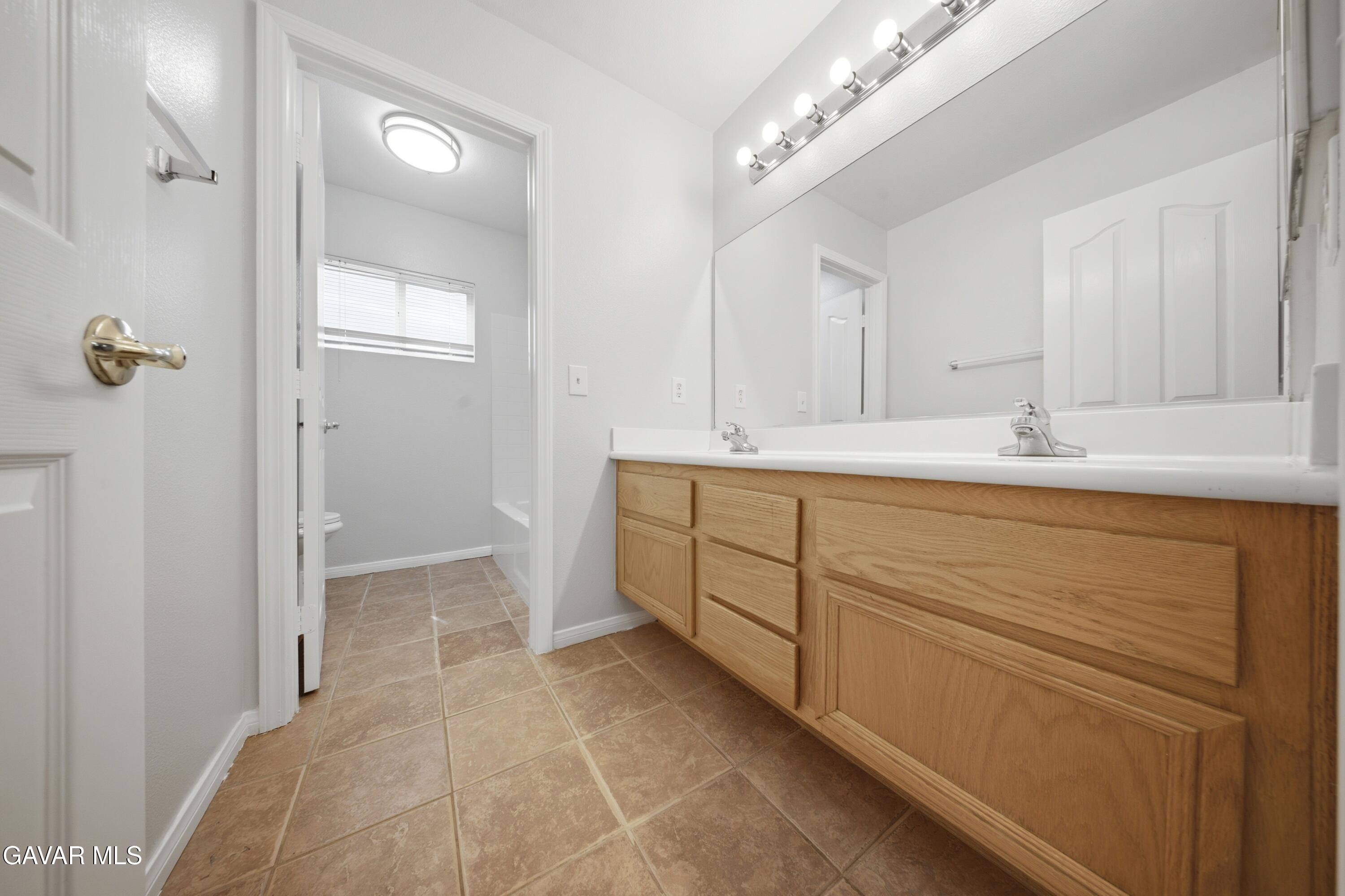3536 Parkmeadow Court Property Photo 20
