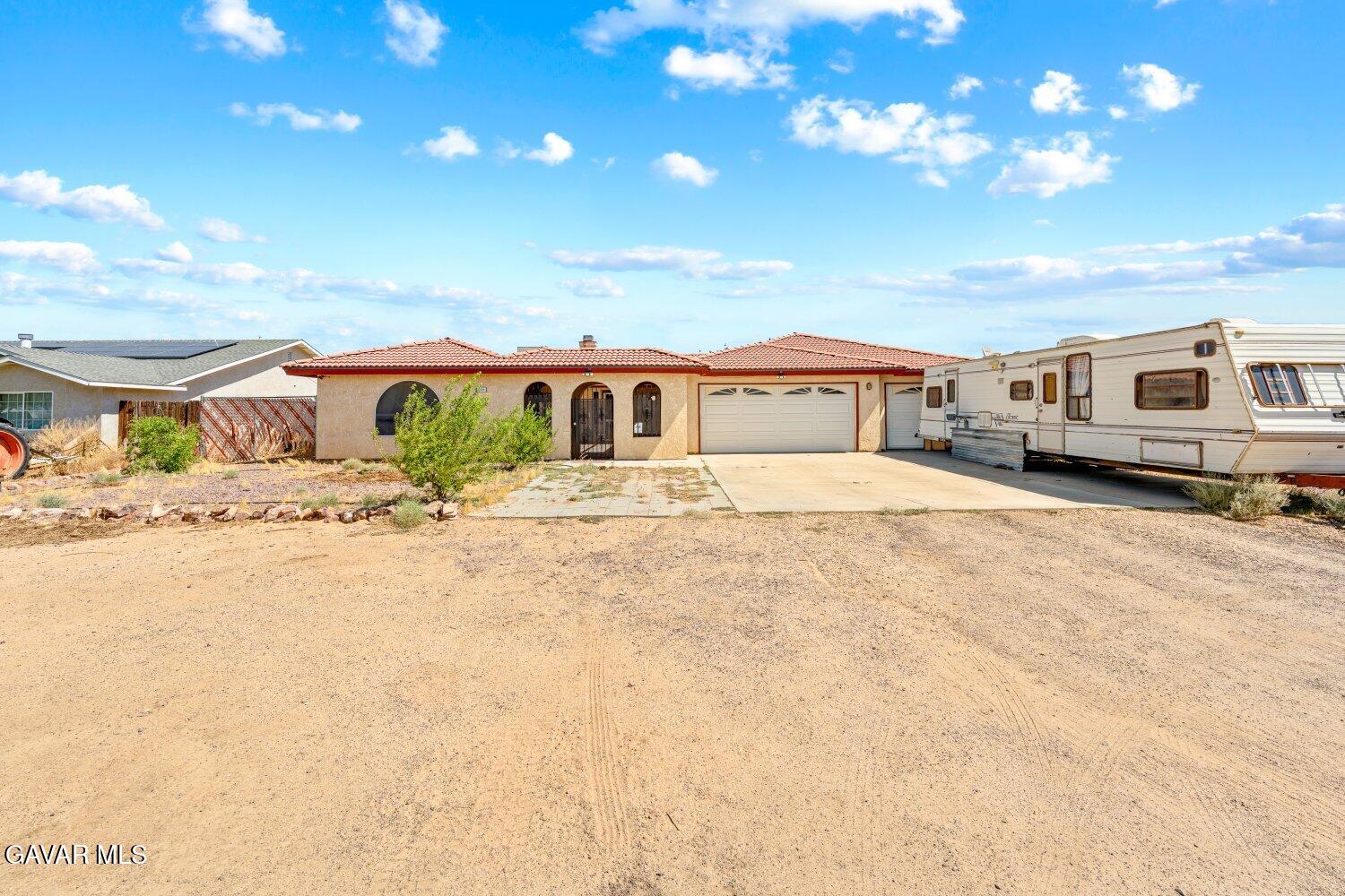 9121 Grove Avenue Property Photo 5