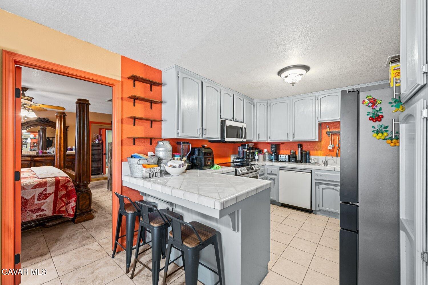 9121 Grove Avenue Property Photo 16