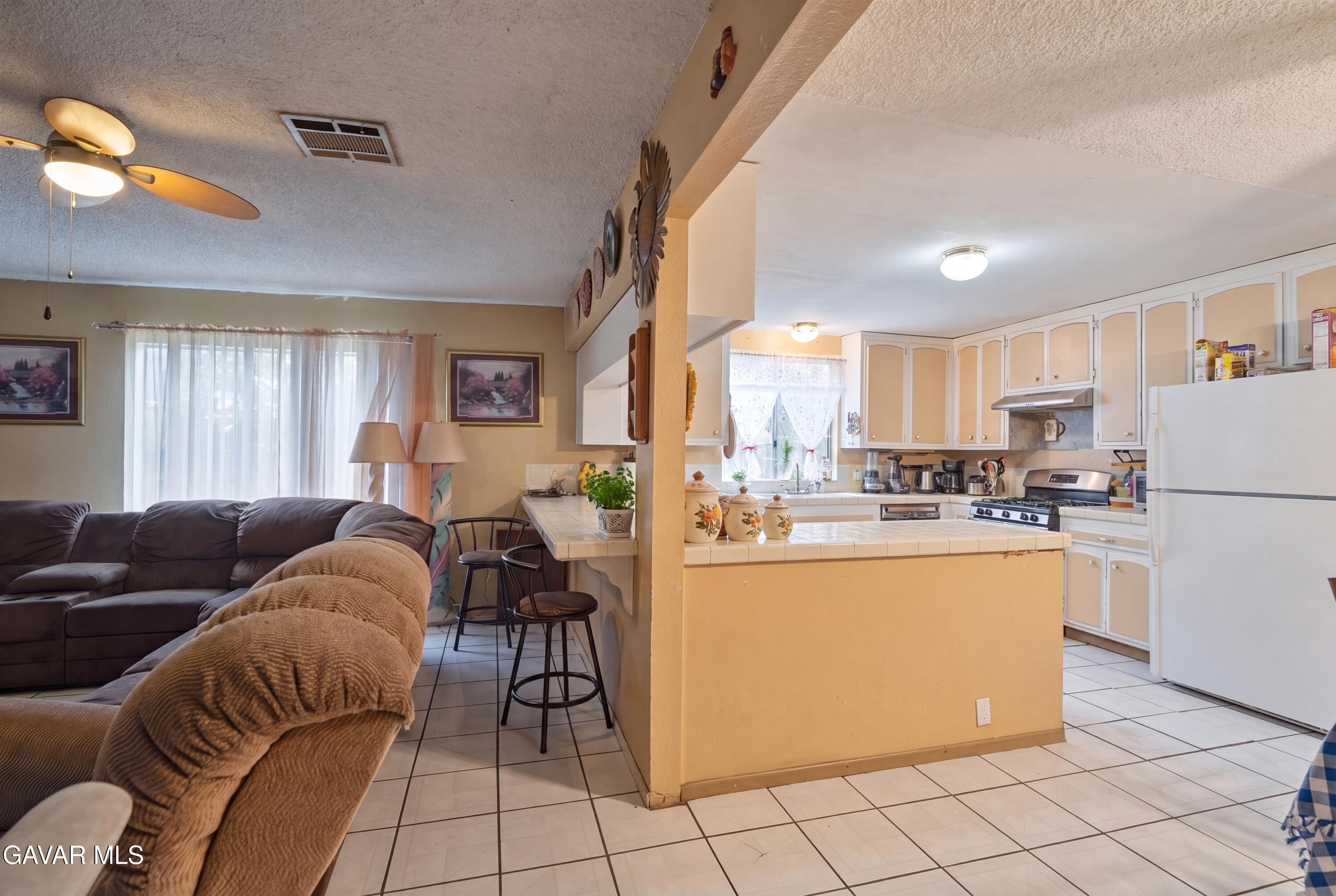 37617 27th Street Property Photo 10