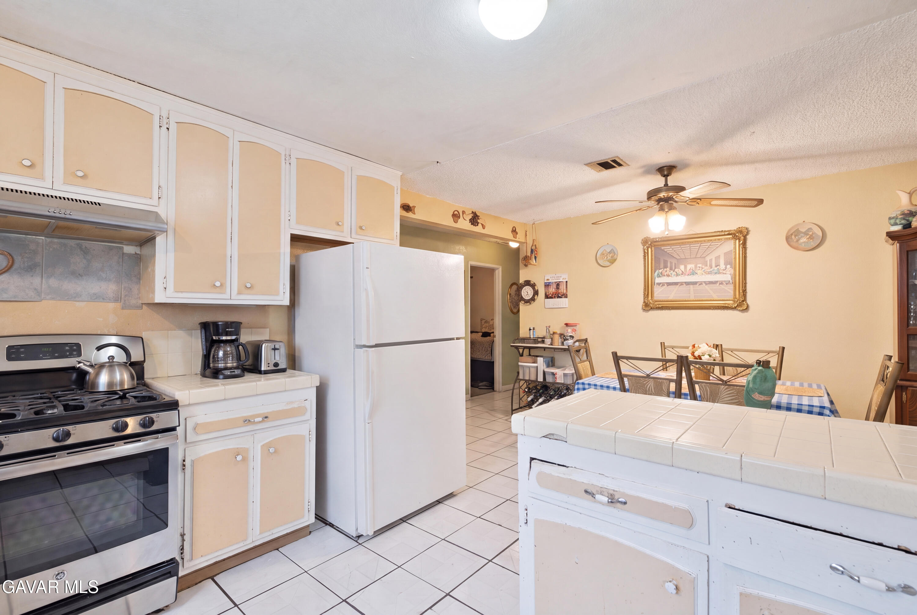 37617 27th Street Property Photo 11