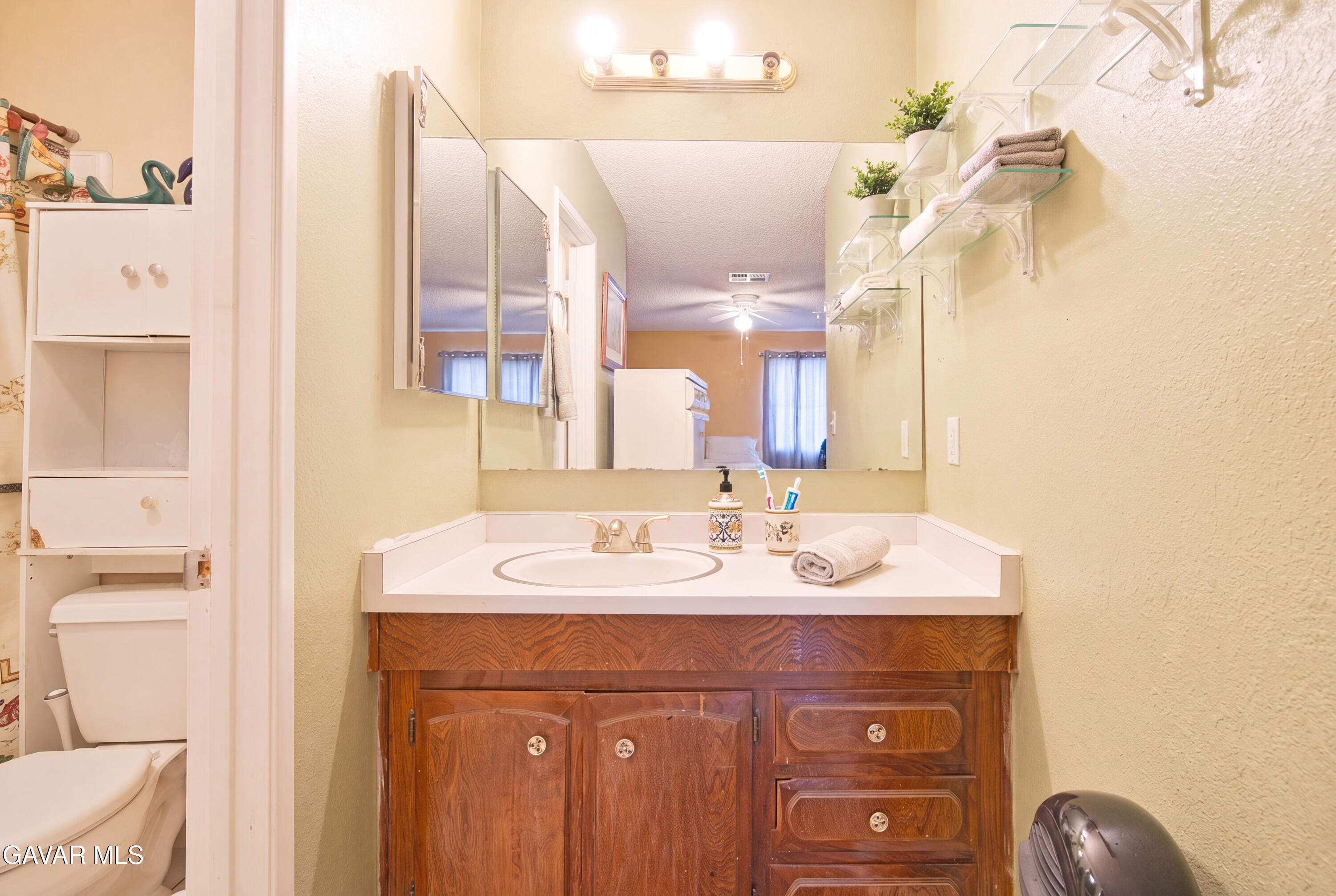 37617 27th Street Property Photo 16