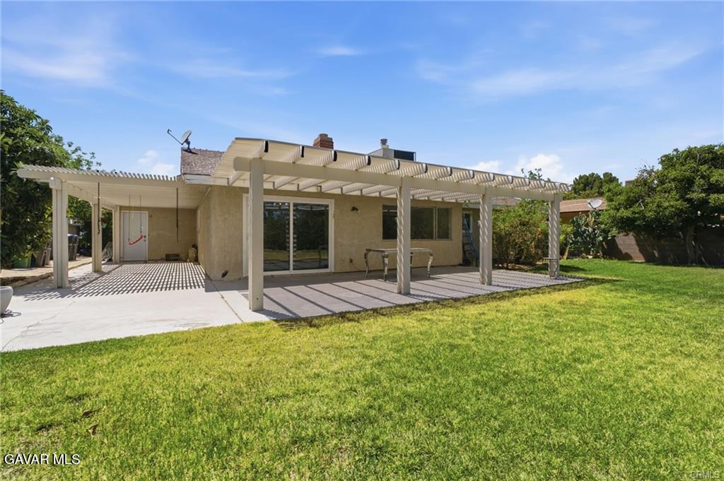 44050 27th Street Property Photo 34