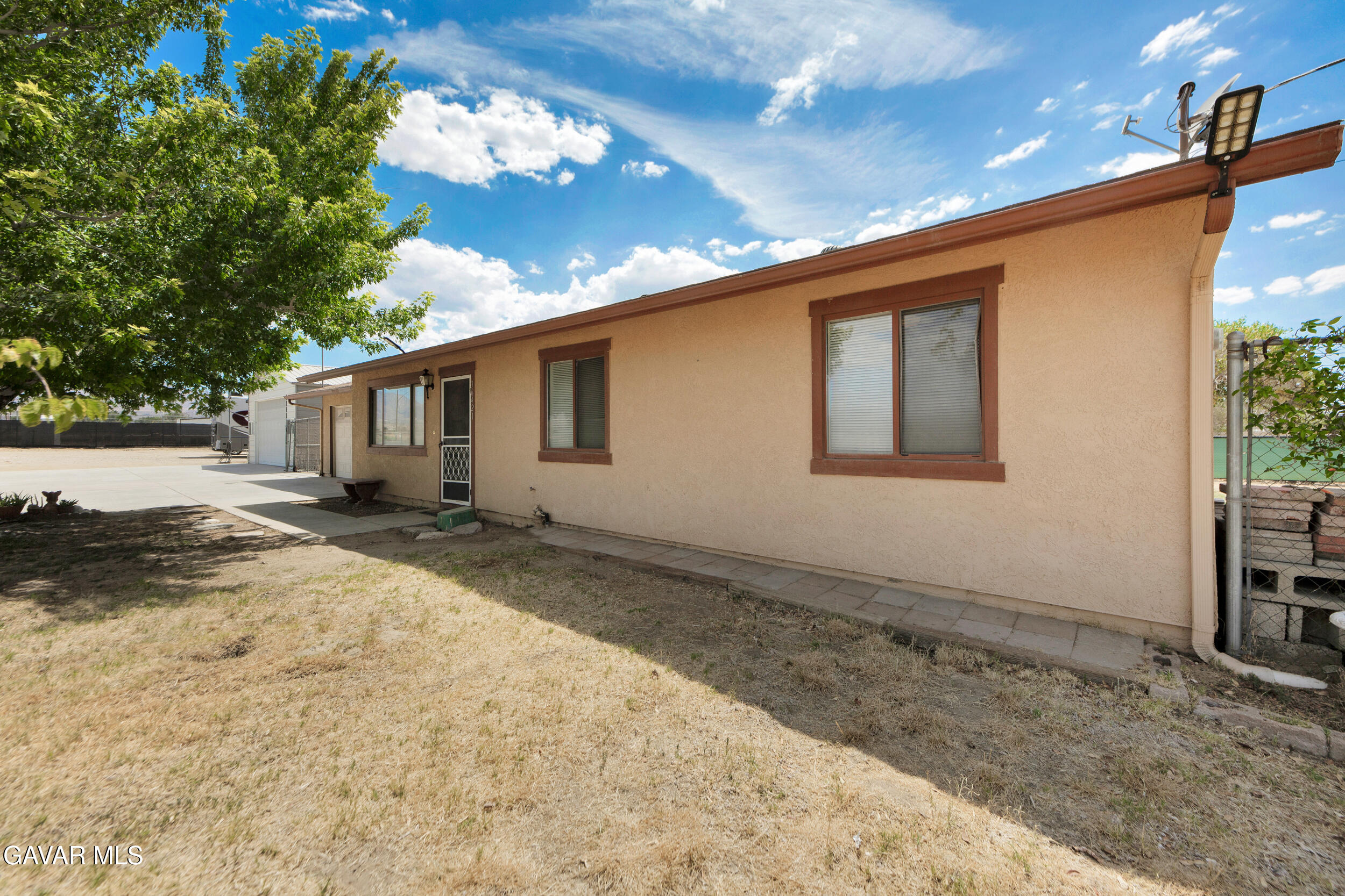 36421 E 106th Street Property Photo 22