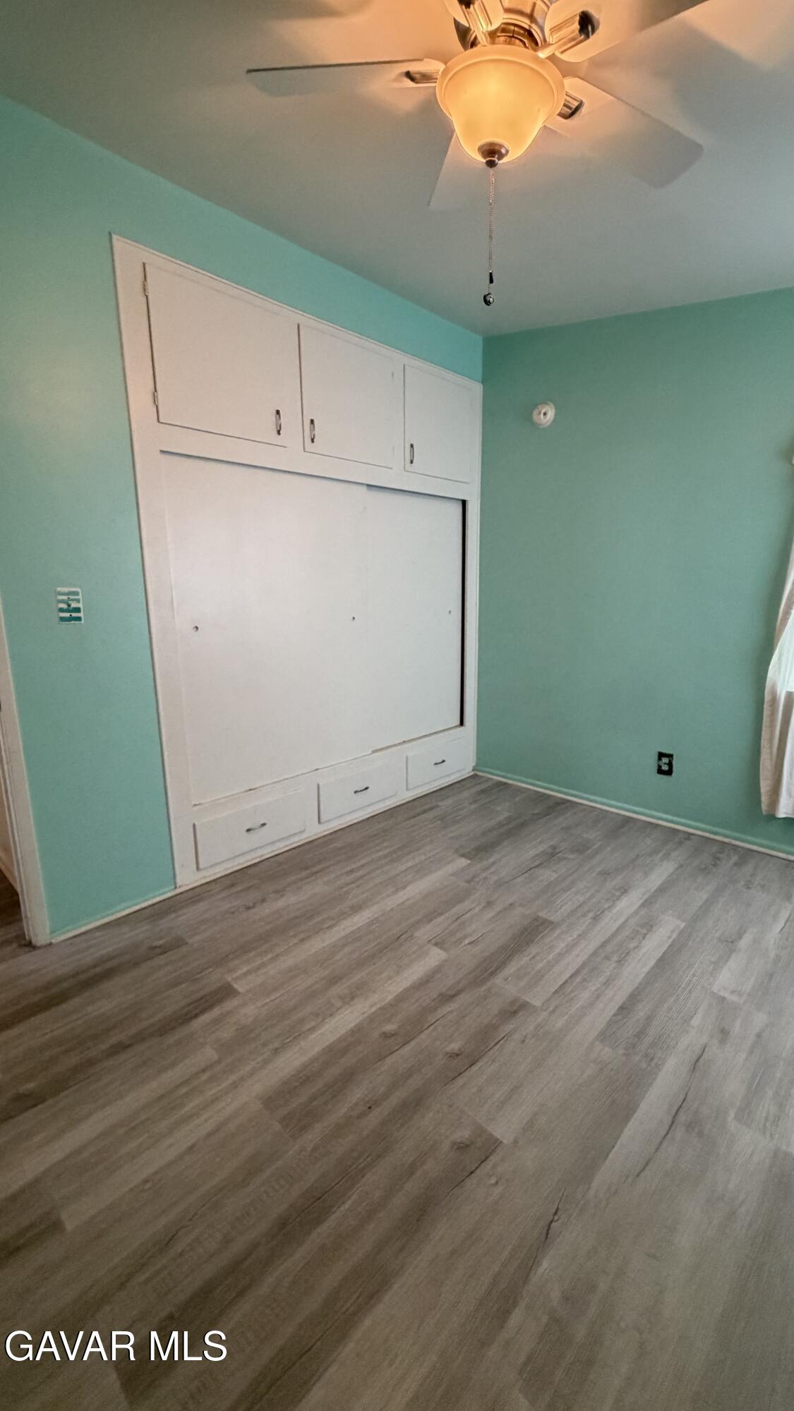 44423 3rd Street Property Photo 25