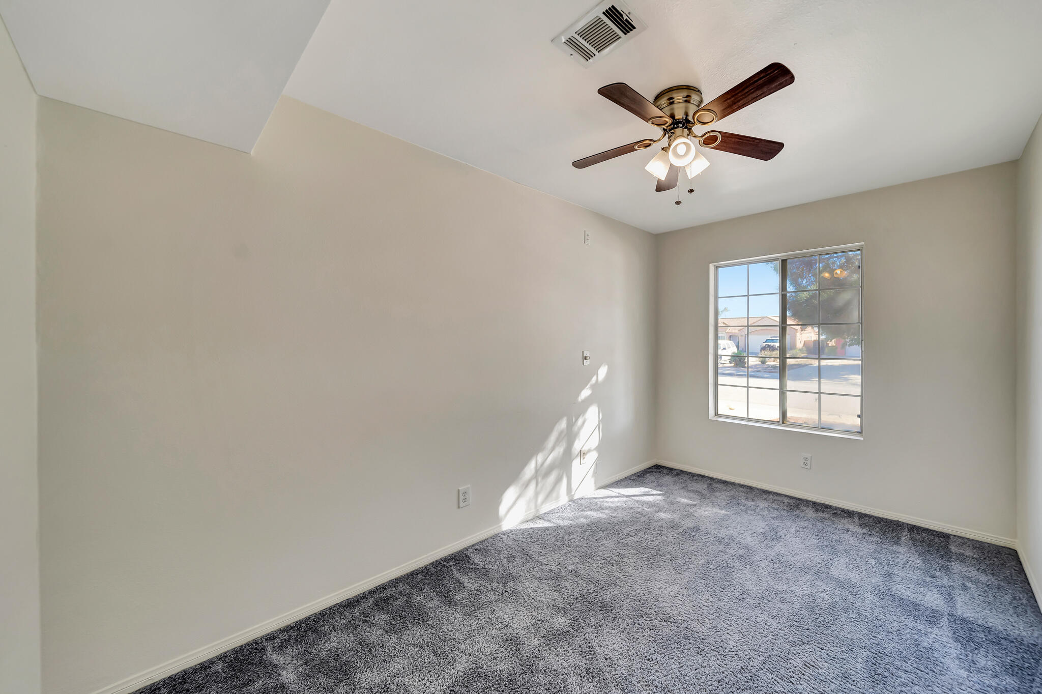 1009 Heatherfield Avenue Property Photo 18