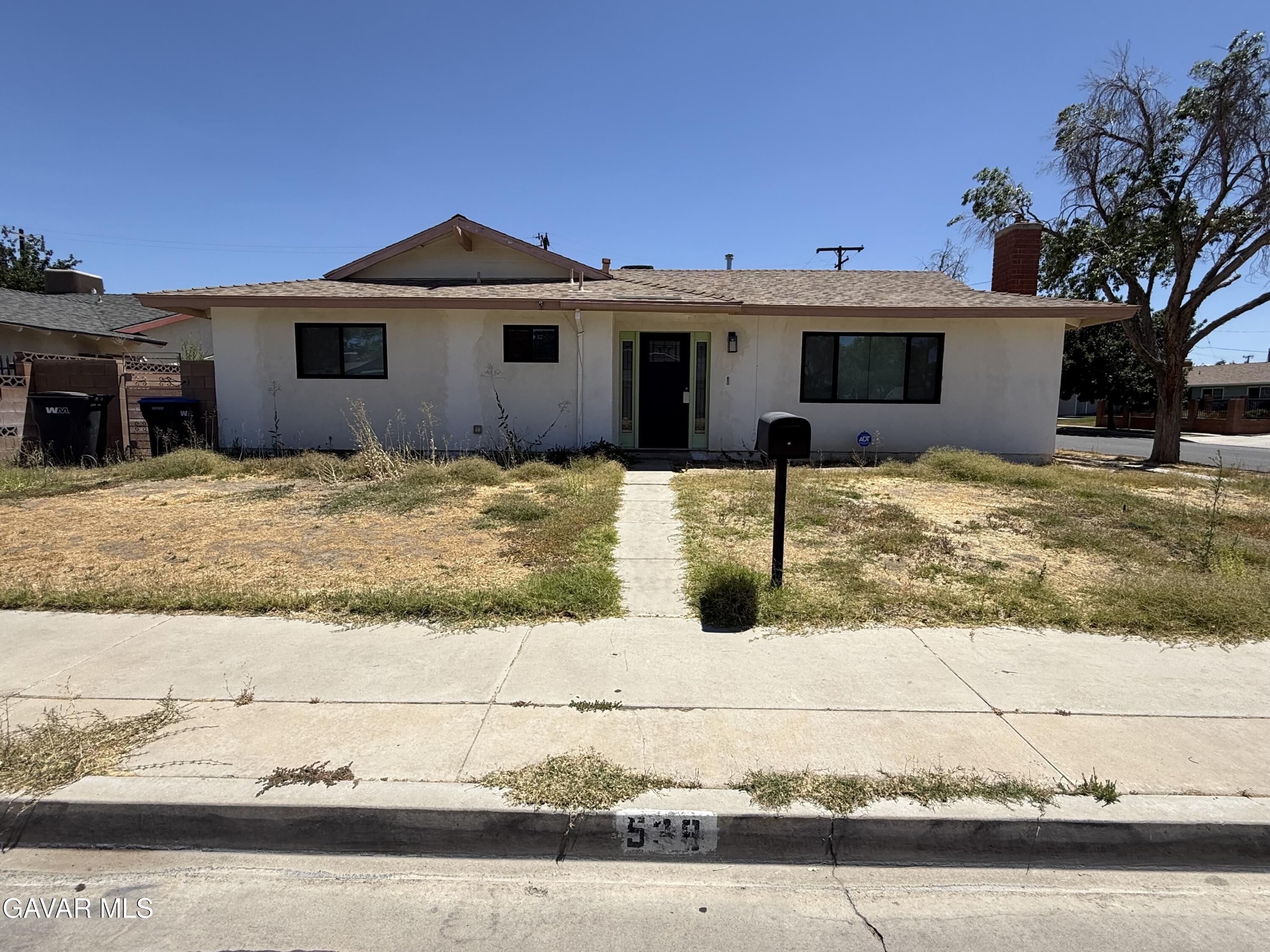 538 Heyer Street Property Photo 1