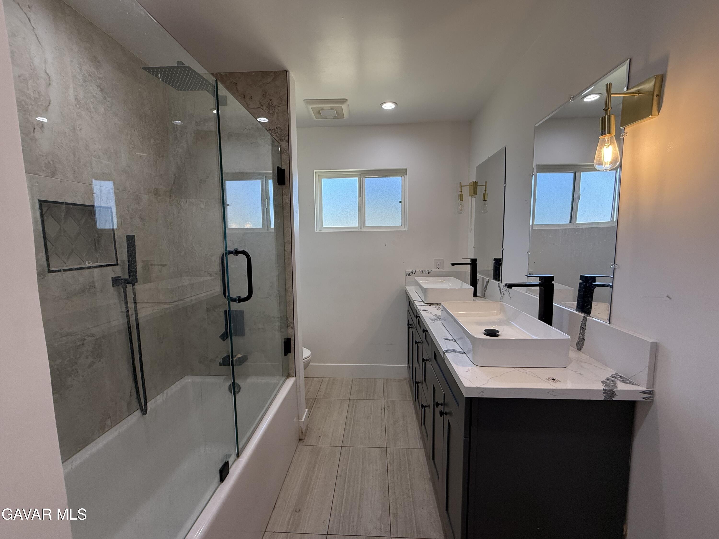 538 Heyer Street Property Photo 15