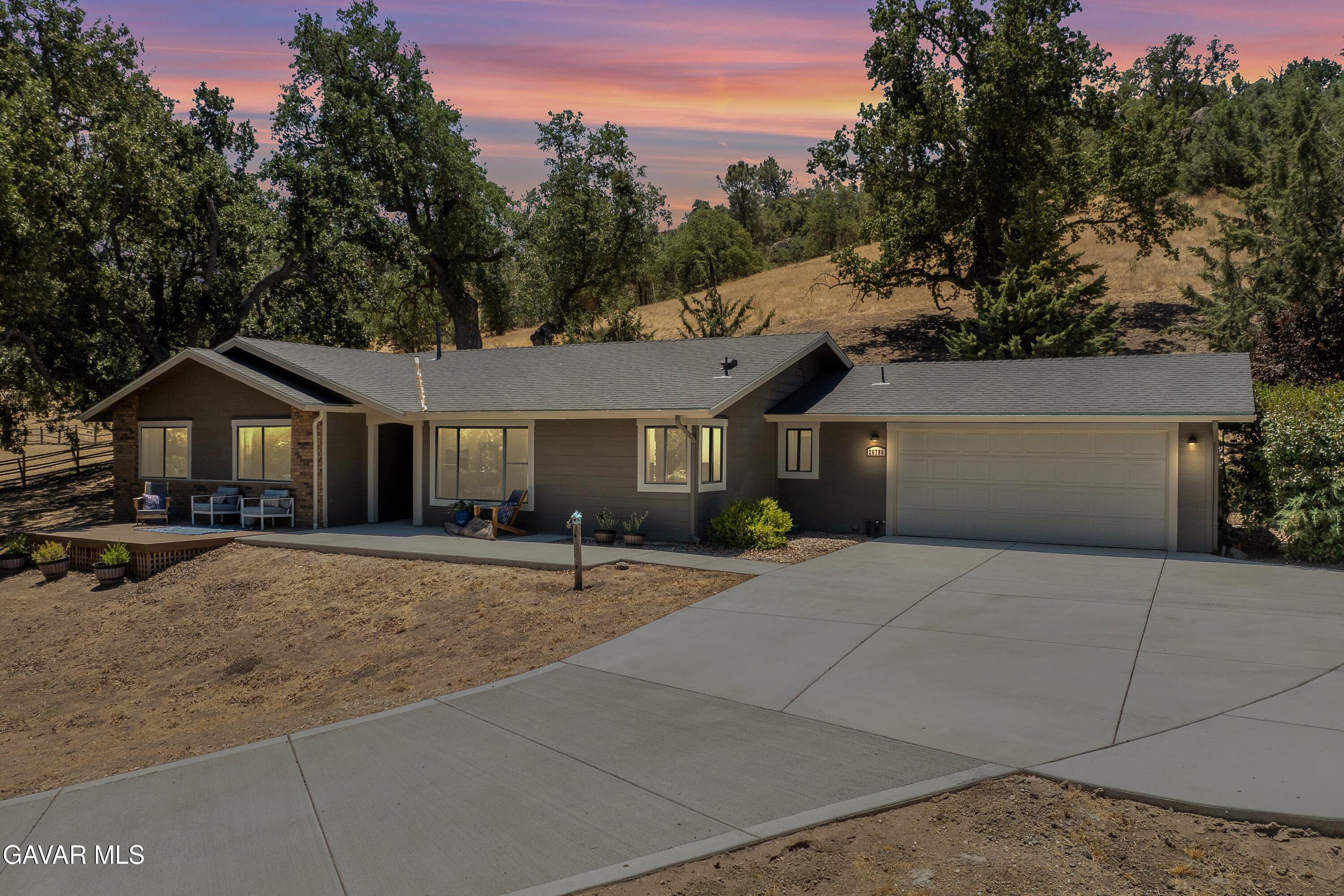 26780 Columbia Way Property Photo 1