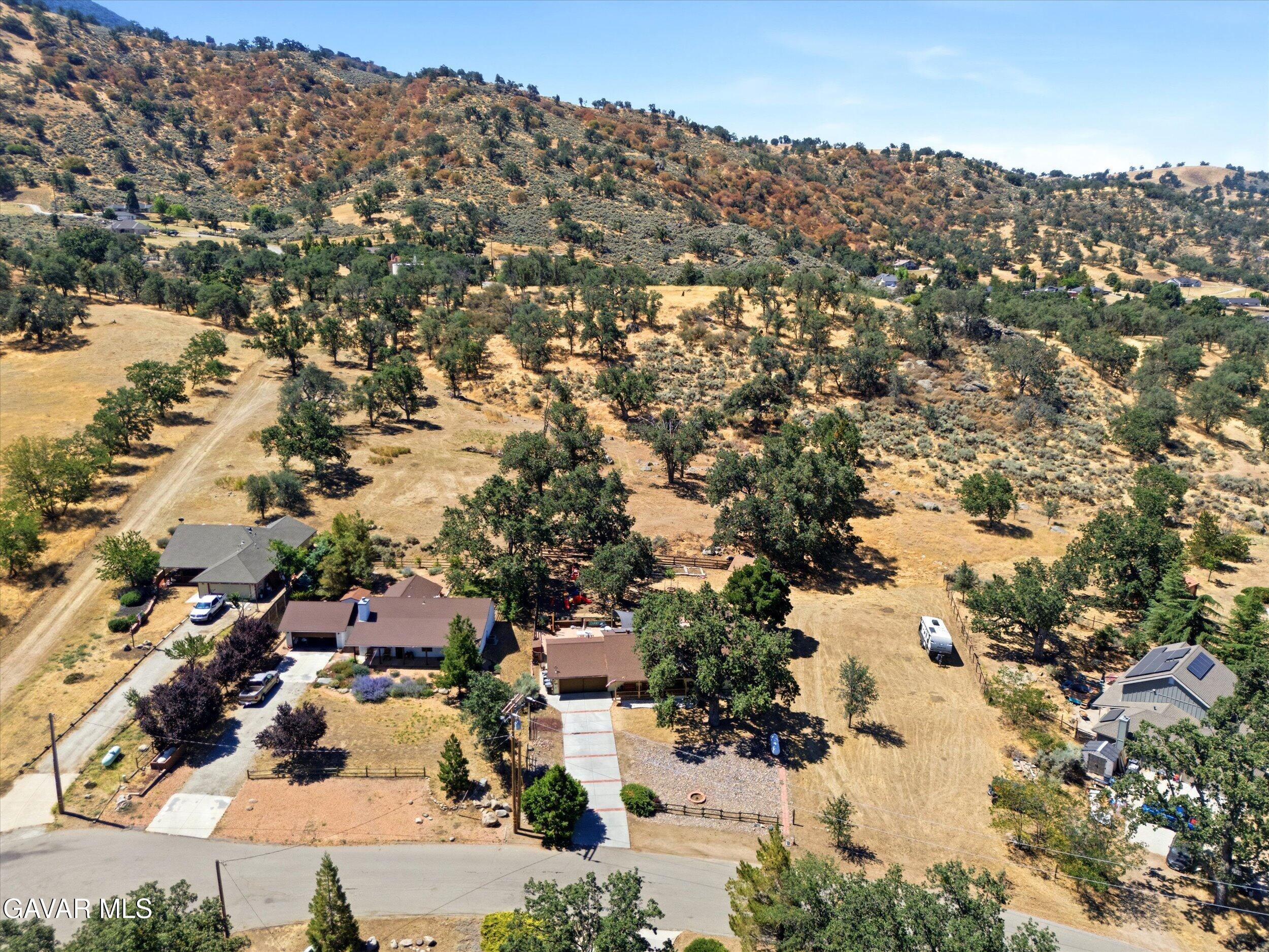 27320 War Admiral Court Property Photo 8