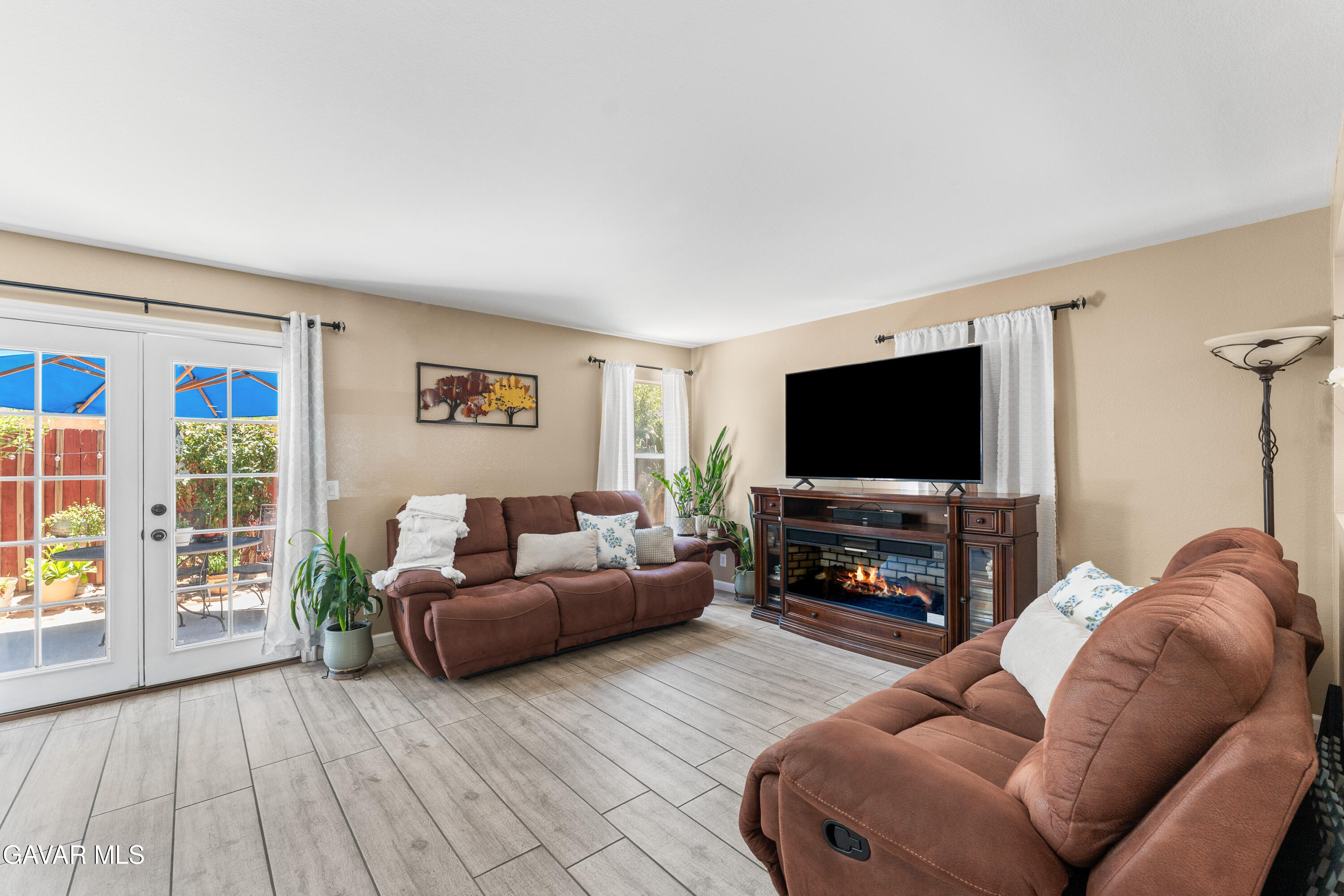 40326 Reata Road Property Photo 6