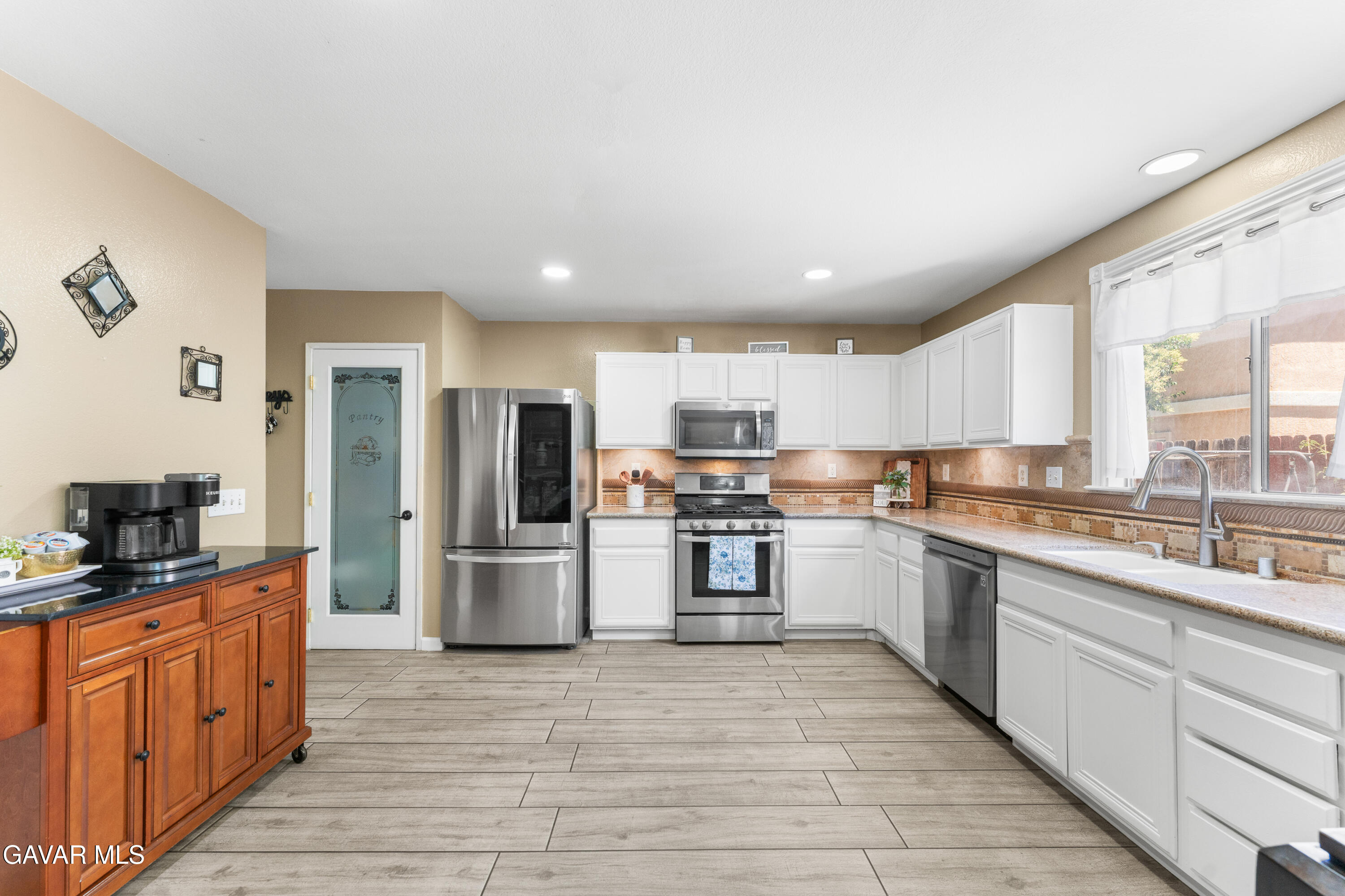 40326 Reata Road Property Photo 12
