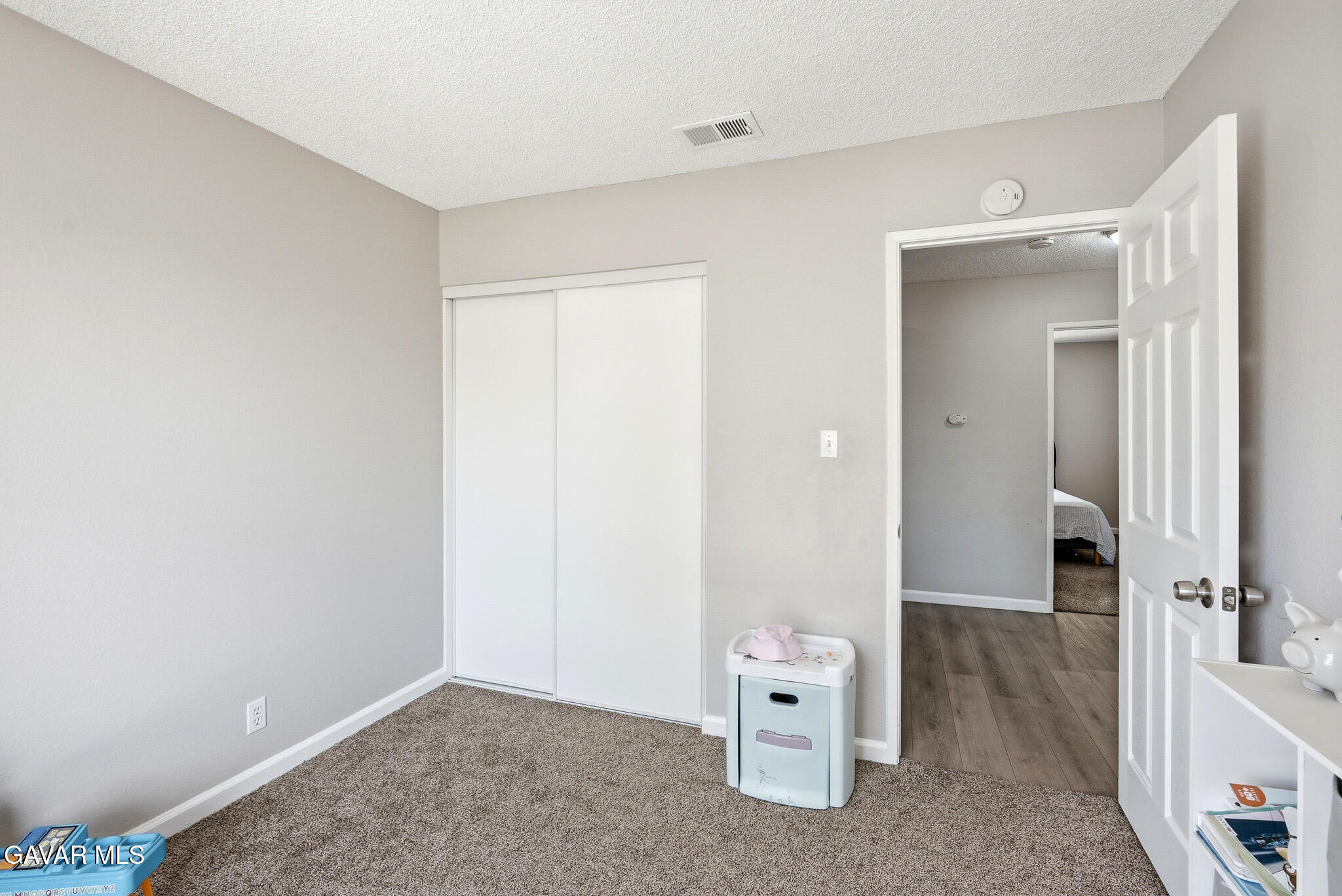 3448 W Roxbury Street Property Photo 15