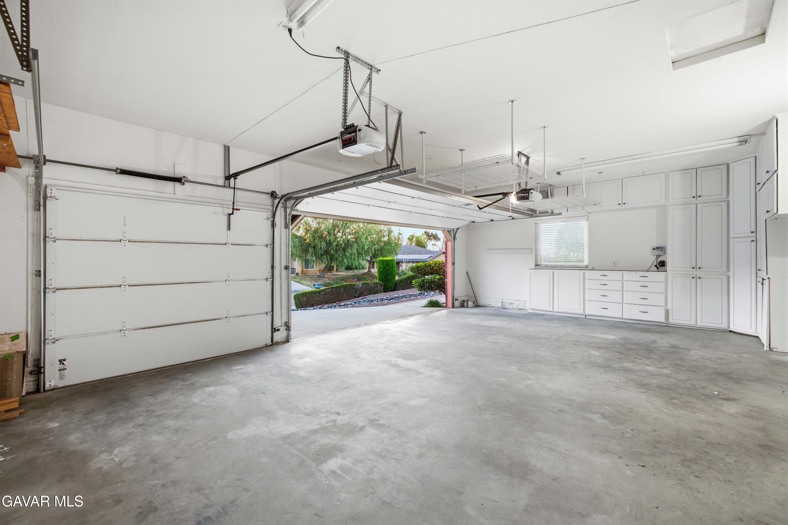 41504 Bristle Cone Drive Property Photo 47