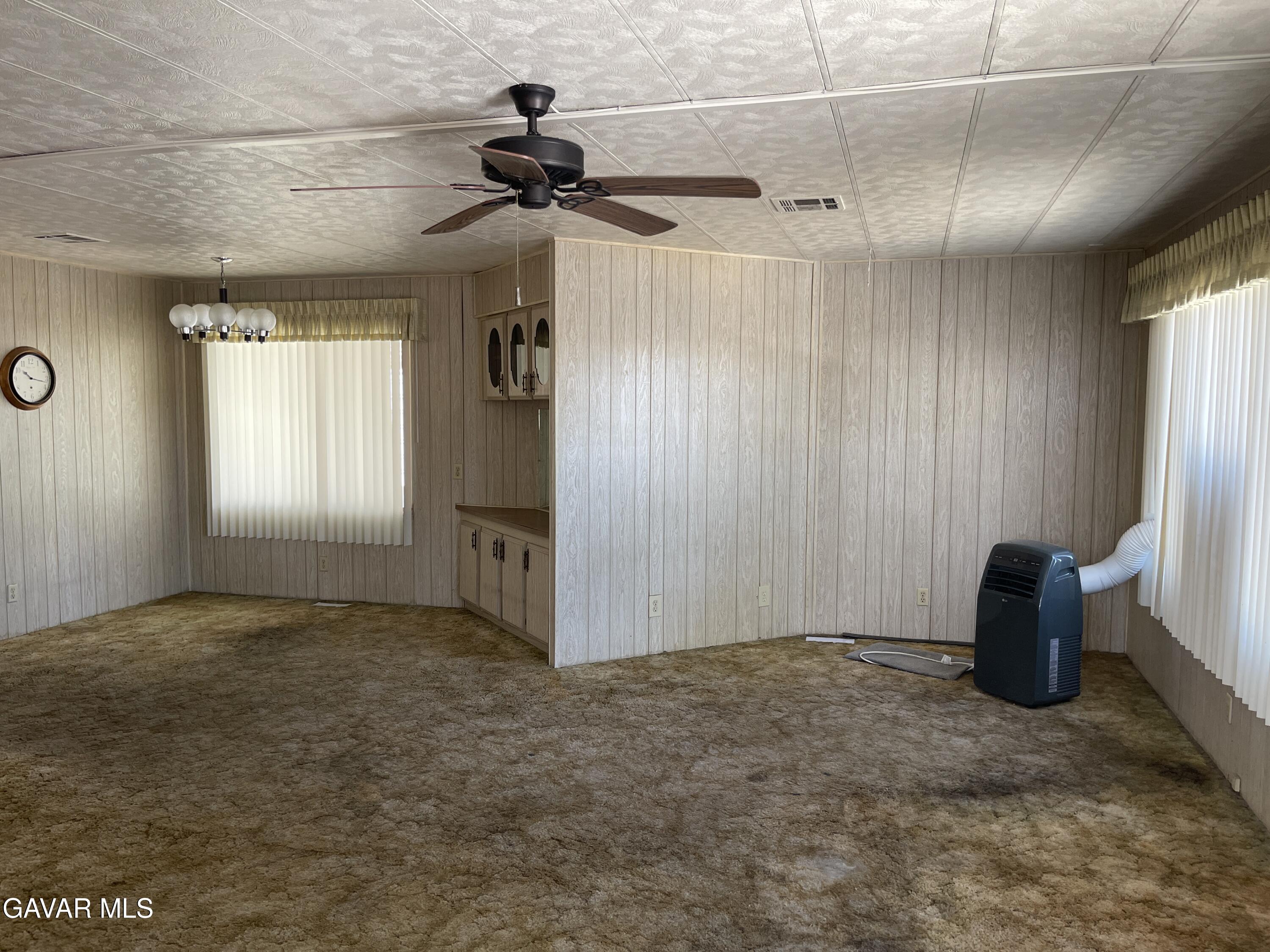 2550 E Avenue I, 37 Property Photo 7