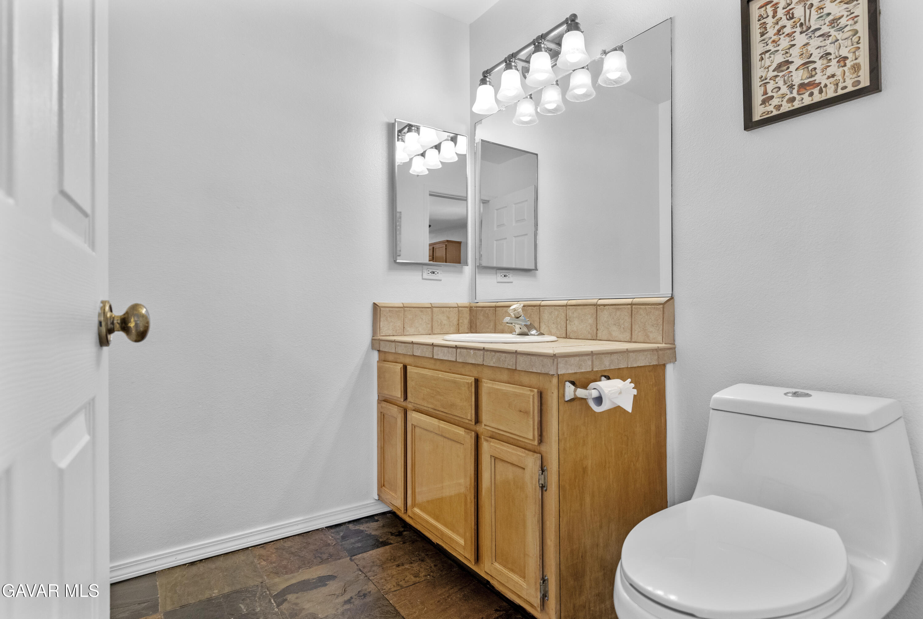 17075 Matterhorn Drive Property Photo 11