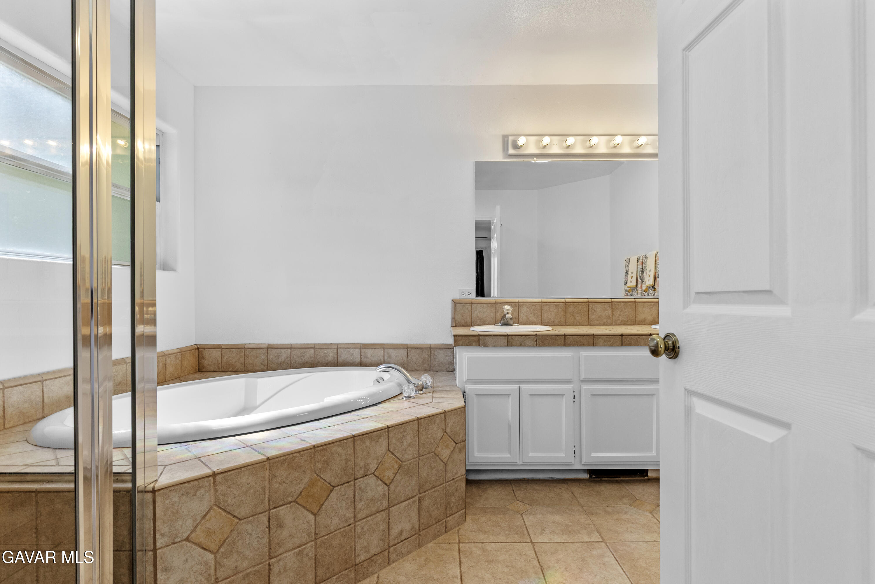 17075 Matterhorn Drive Property Photo 18