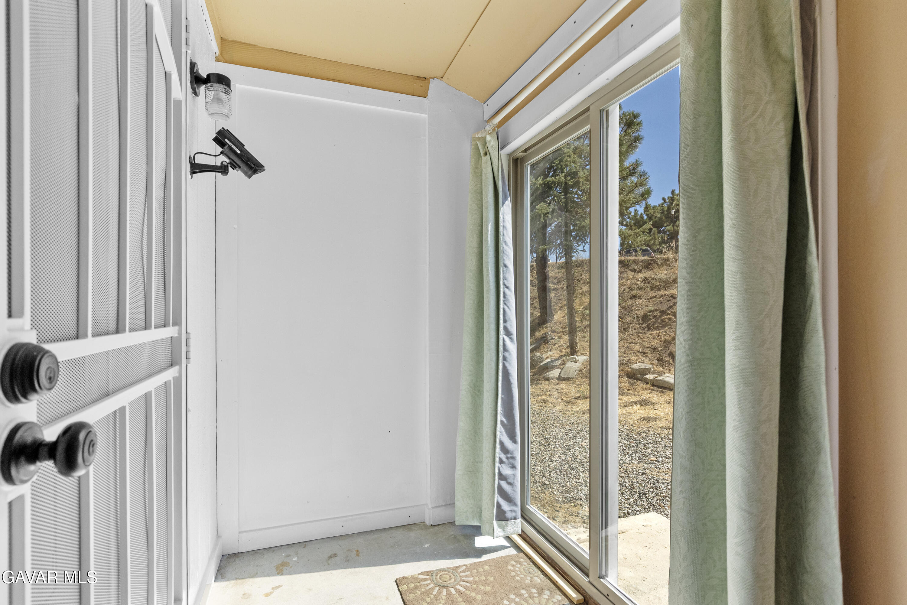 17075 Matterhorn Drive Property Photo 28