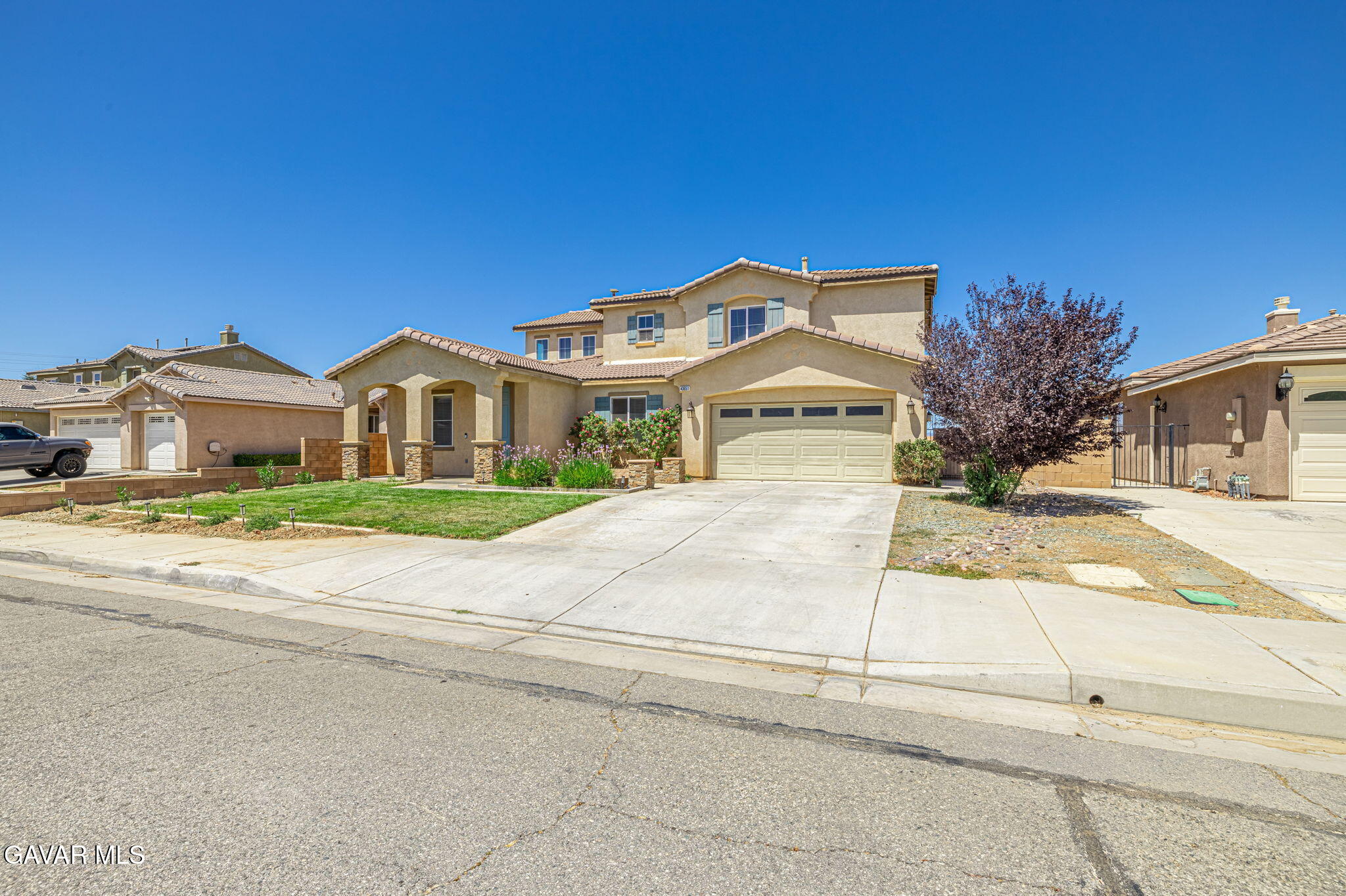 43651 Tahoe Way Property Photo 1