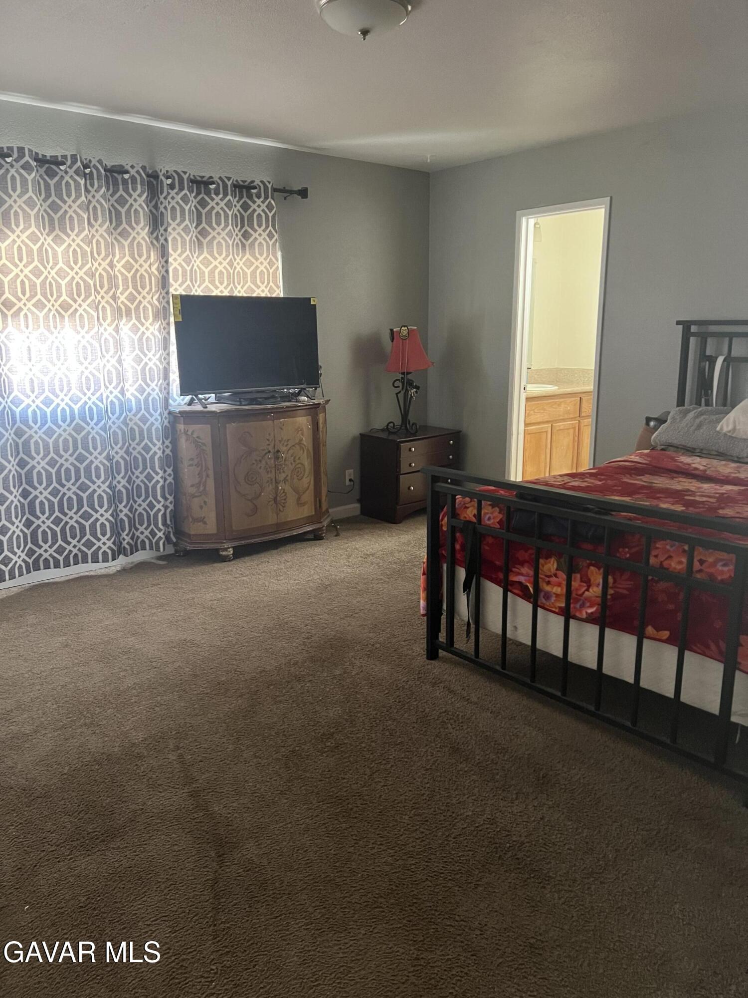 8413 Greenwood Avenue Property Photo 14