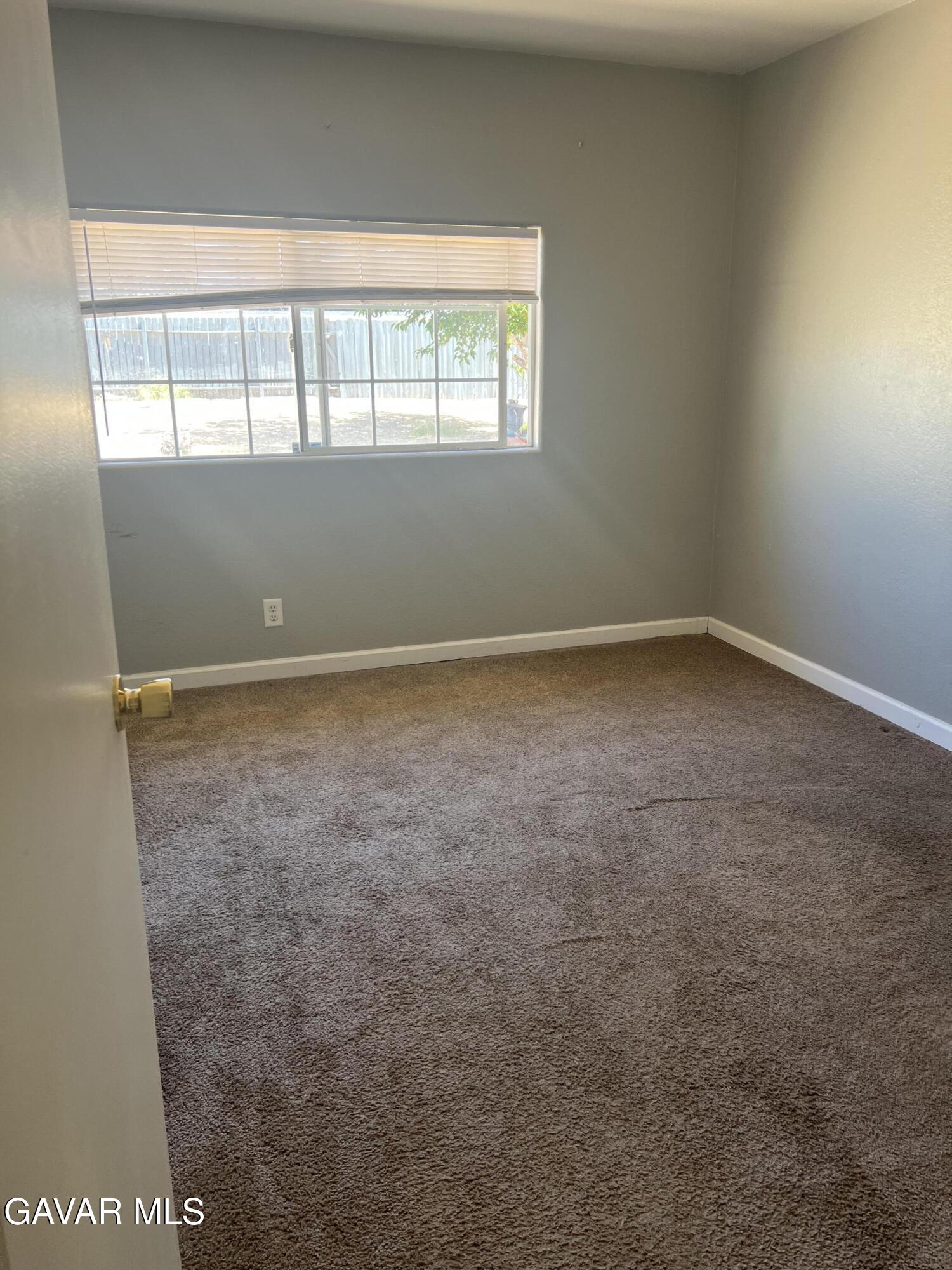 8413 Greenwood Avenue Property Photo 20