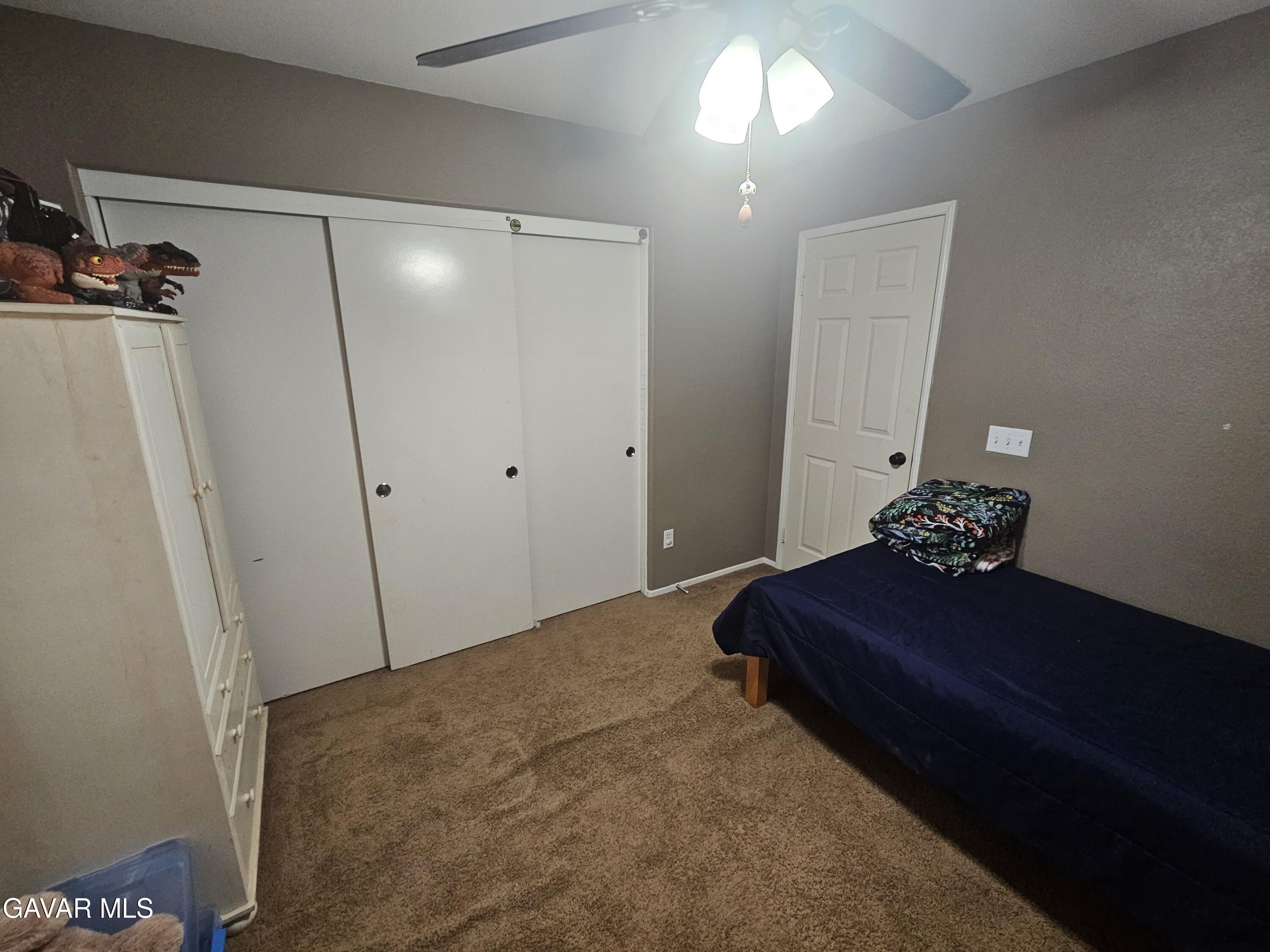 1054 E Avenue K-11 Property Photo 26