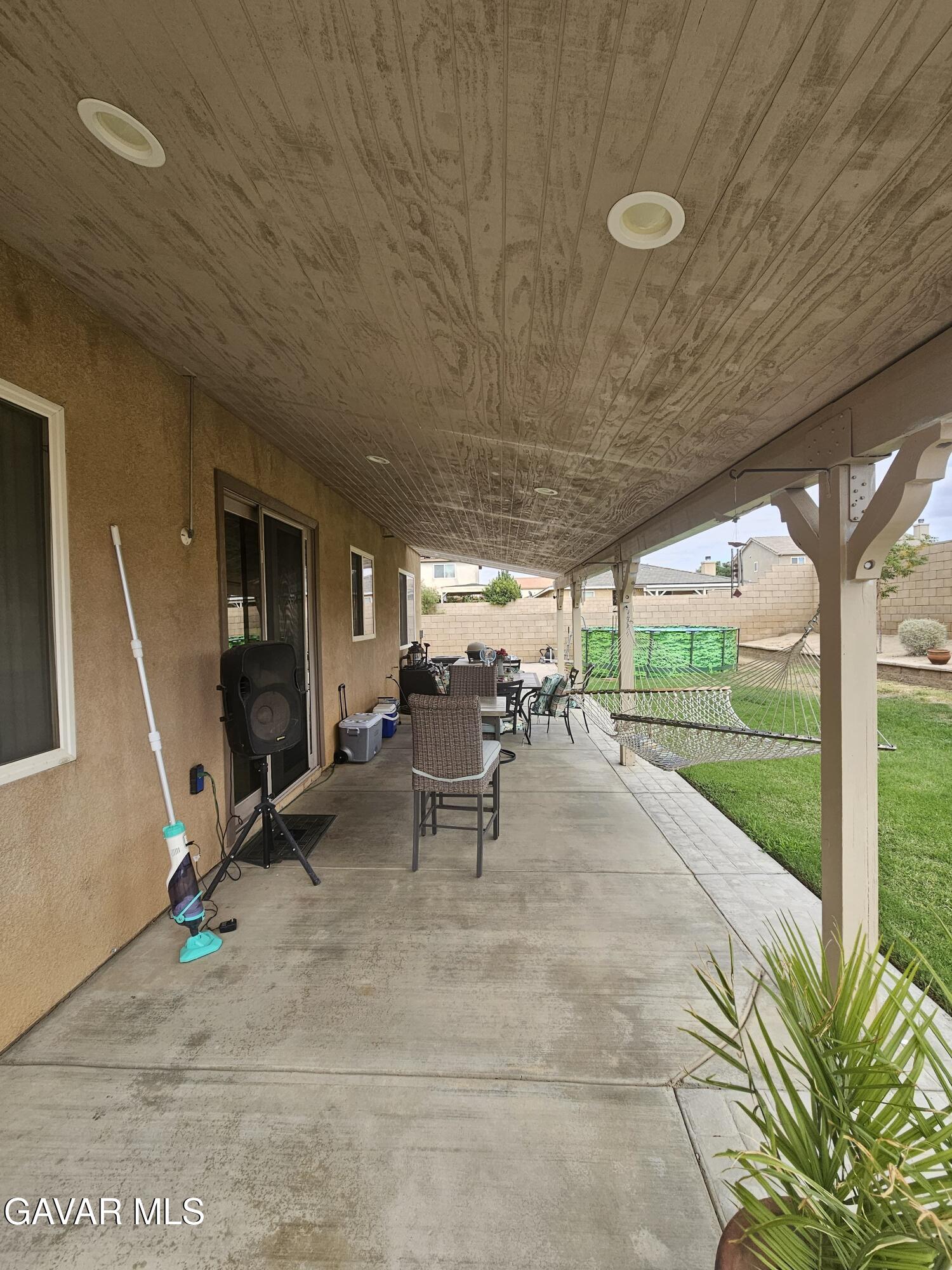 1054 E Avenue K-11 Property Photo 41