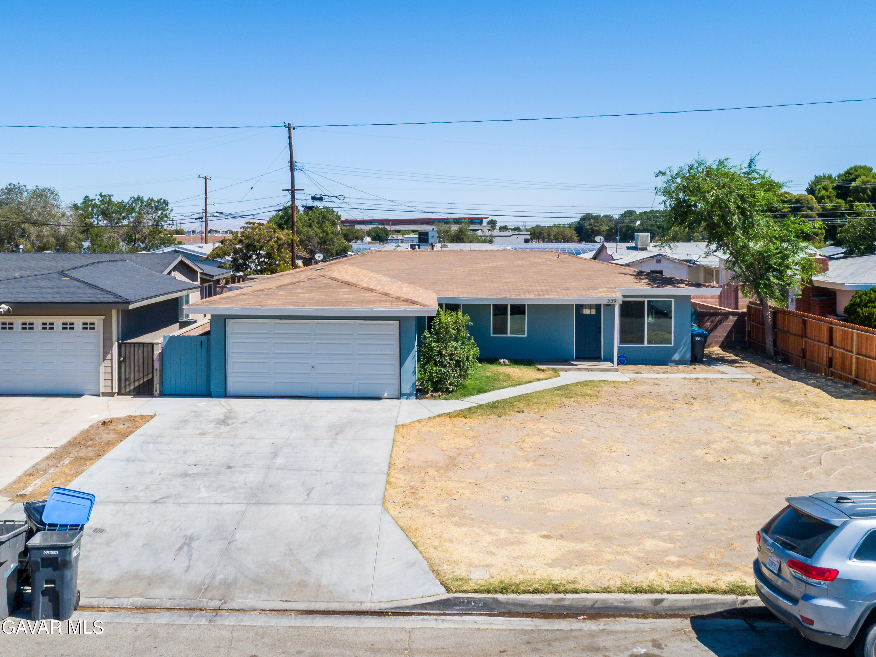 339 E Kildare Street Property Photo 1